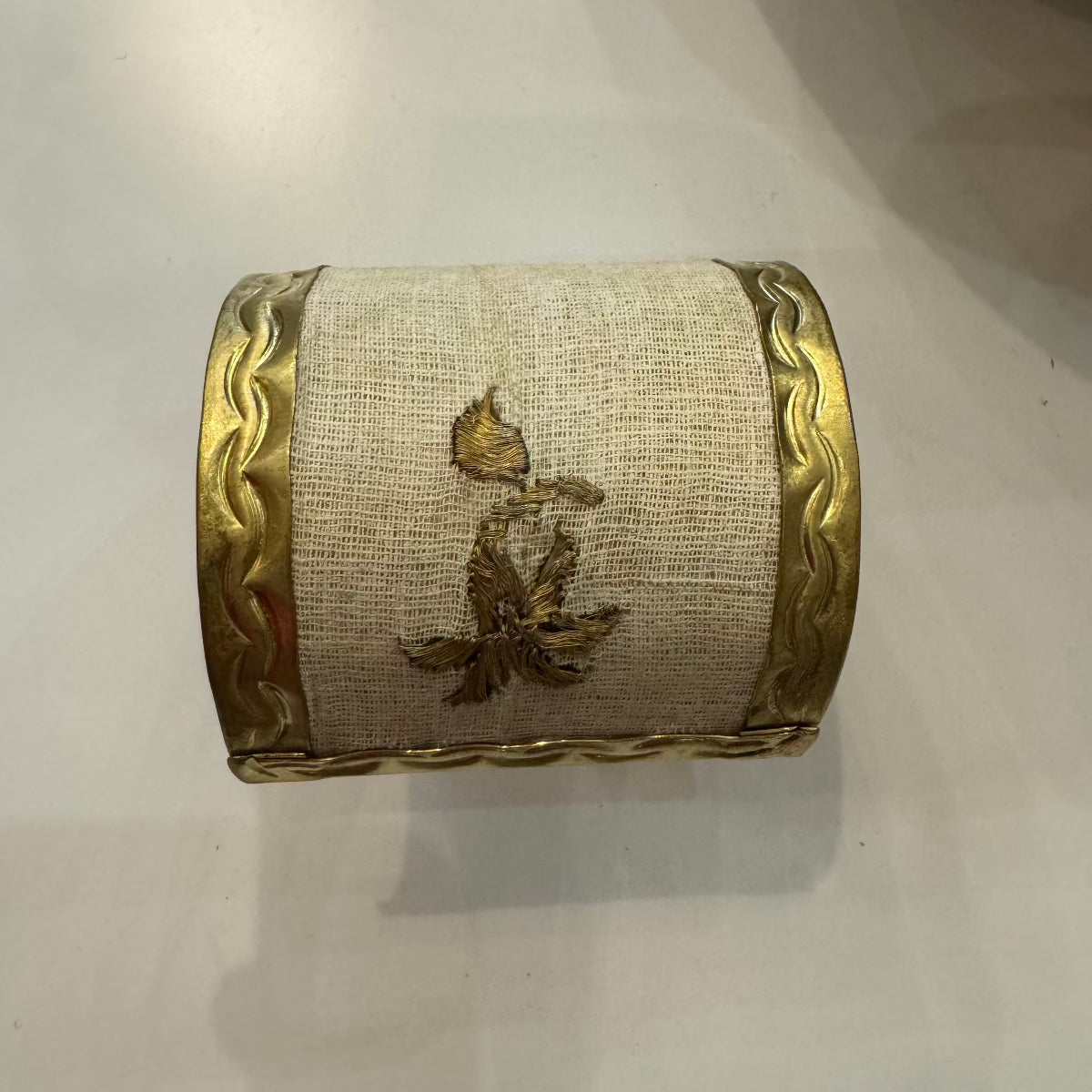 Antique Embroidery Cuff Bracelet | White and Gold New Jewelry Eyup Gunduz C 