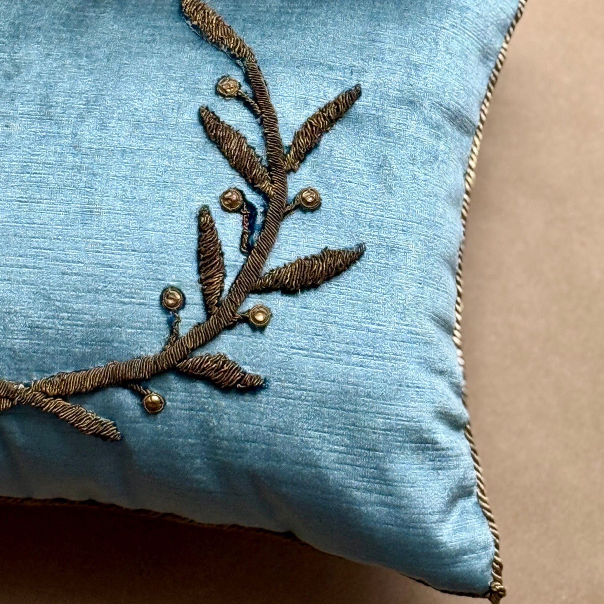 Antique Metallic Gold Wreath Embroidery (E111824 | 12.5 x 16.5") New Pillows B. Viz Design