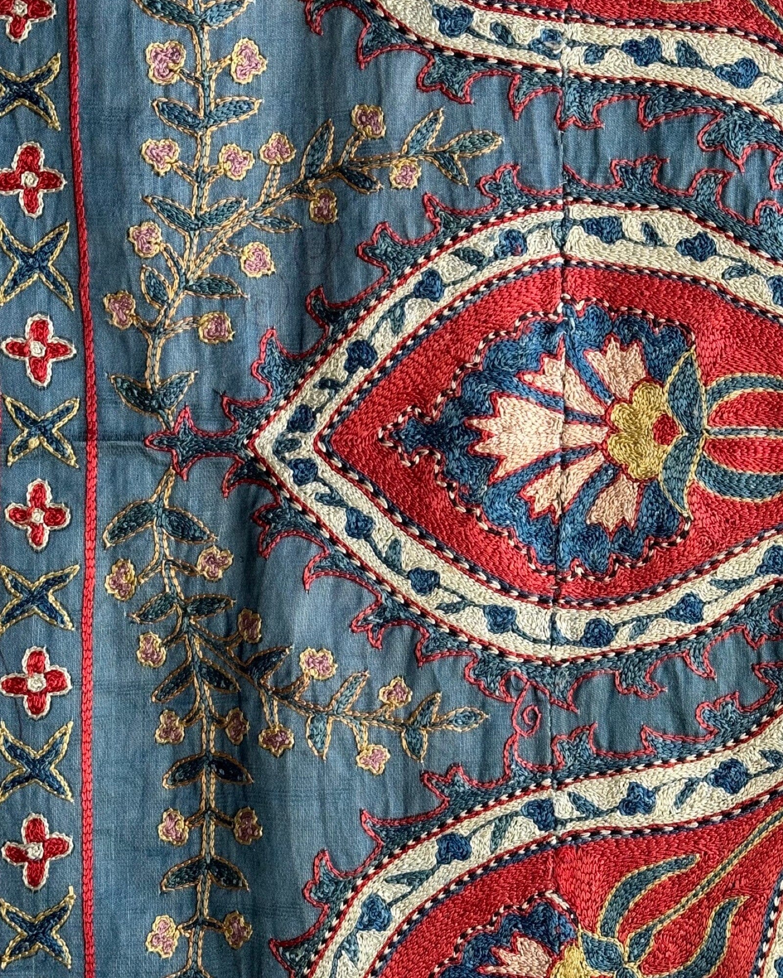 Hand Stitched All Silk Suzani (CSSU082324| ") Suzani Aziz Suzani