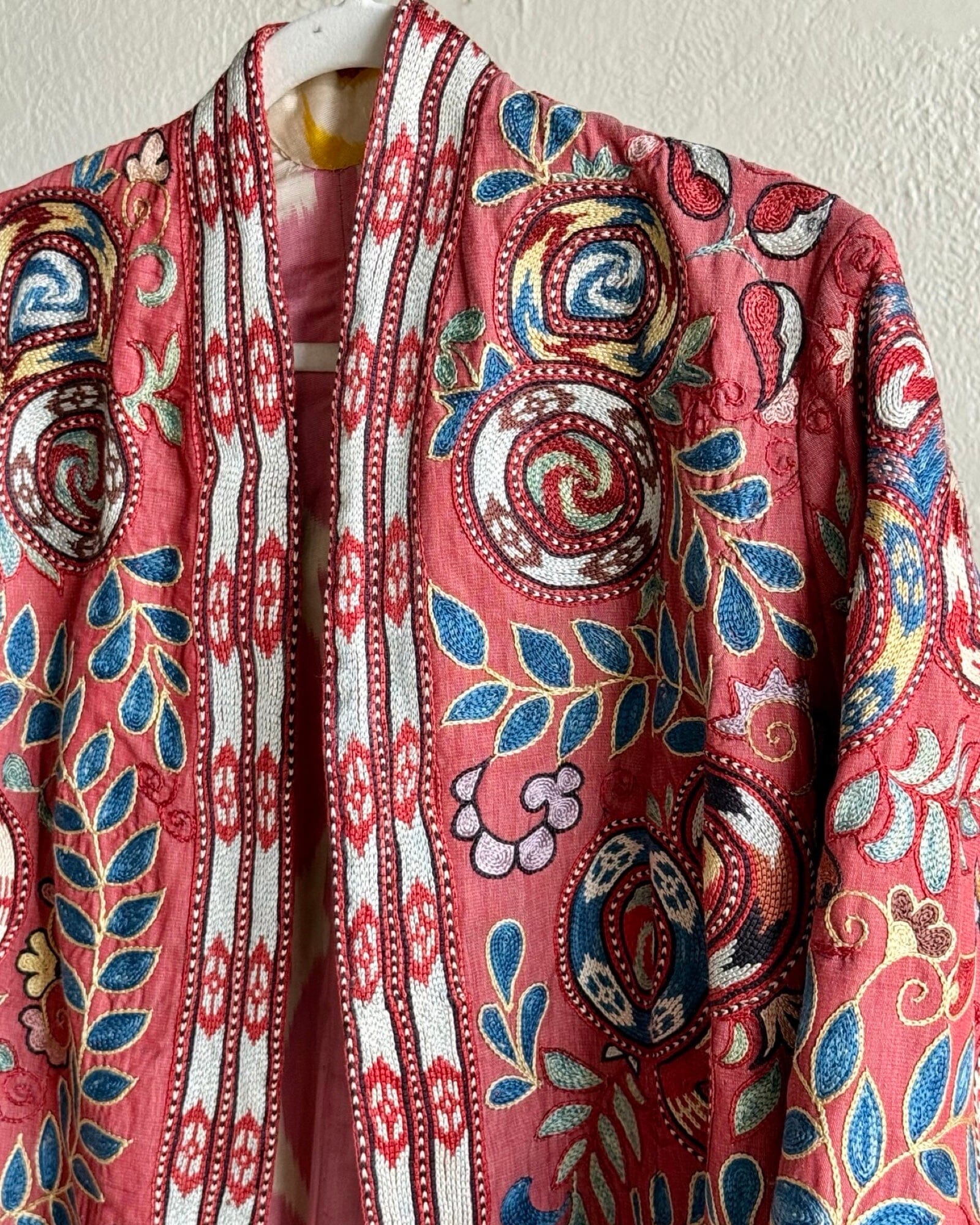 Hand-Stitched Suzani Coat from Uzbekistan (#CSSU48525) Coat Aziz Suzani