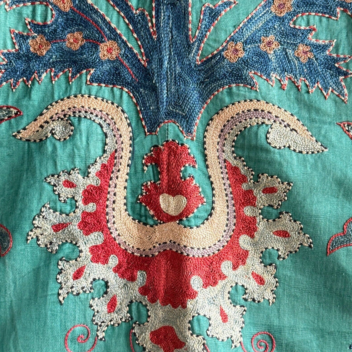 Hand Stitched Suzani (CSSU010224 | 42"x63") Suzani Aziz Suzani