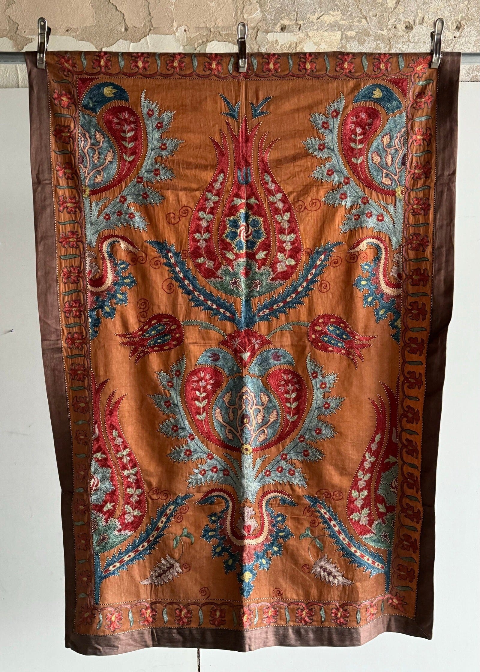 Hand Stitched Suzani (CSSU010524 | 42 x 63") Suzani Aziz Suzani