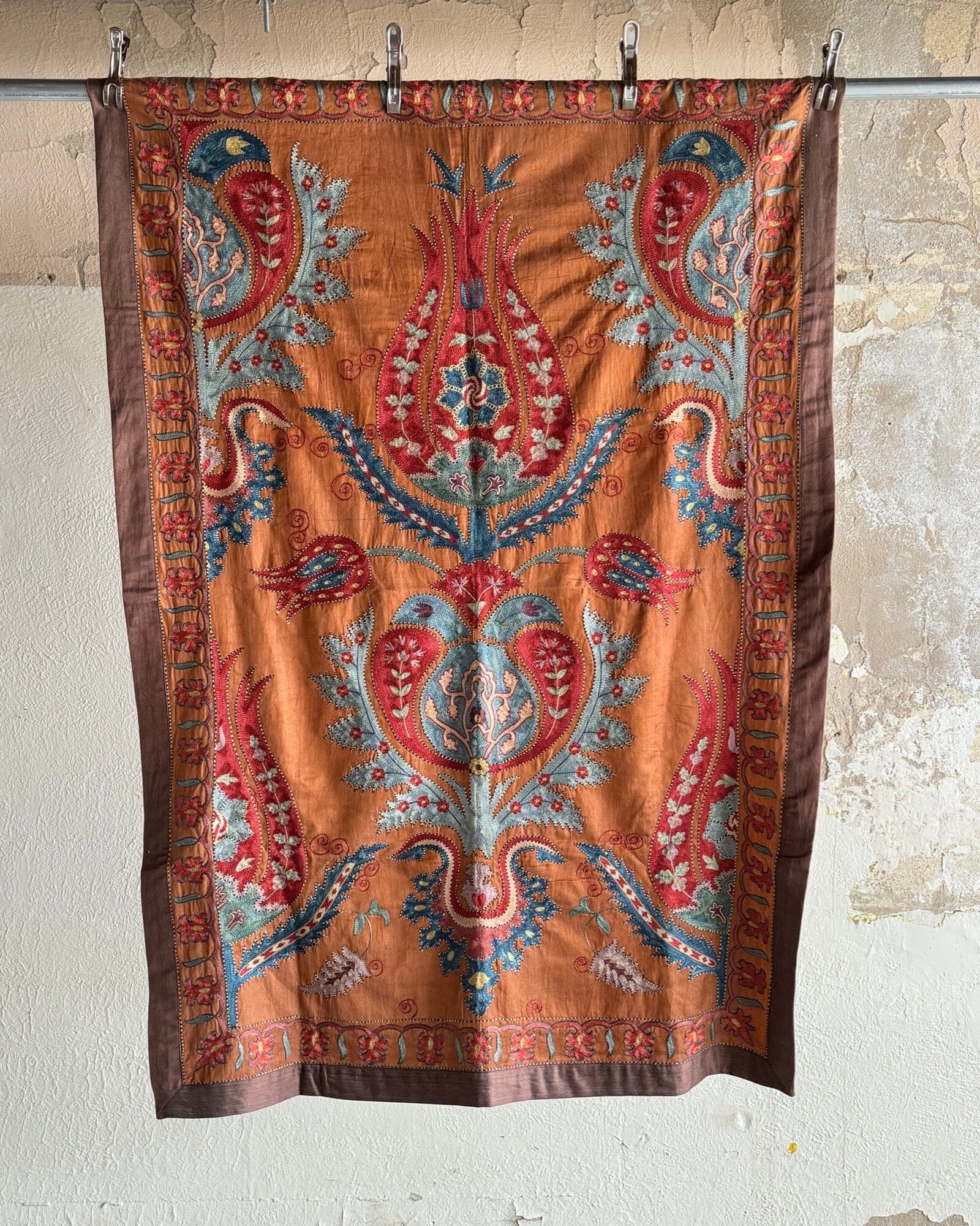 Hand Stitched Suzani (CSSU010524 | 42 x 63") Suzani Aziz Suzani 