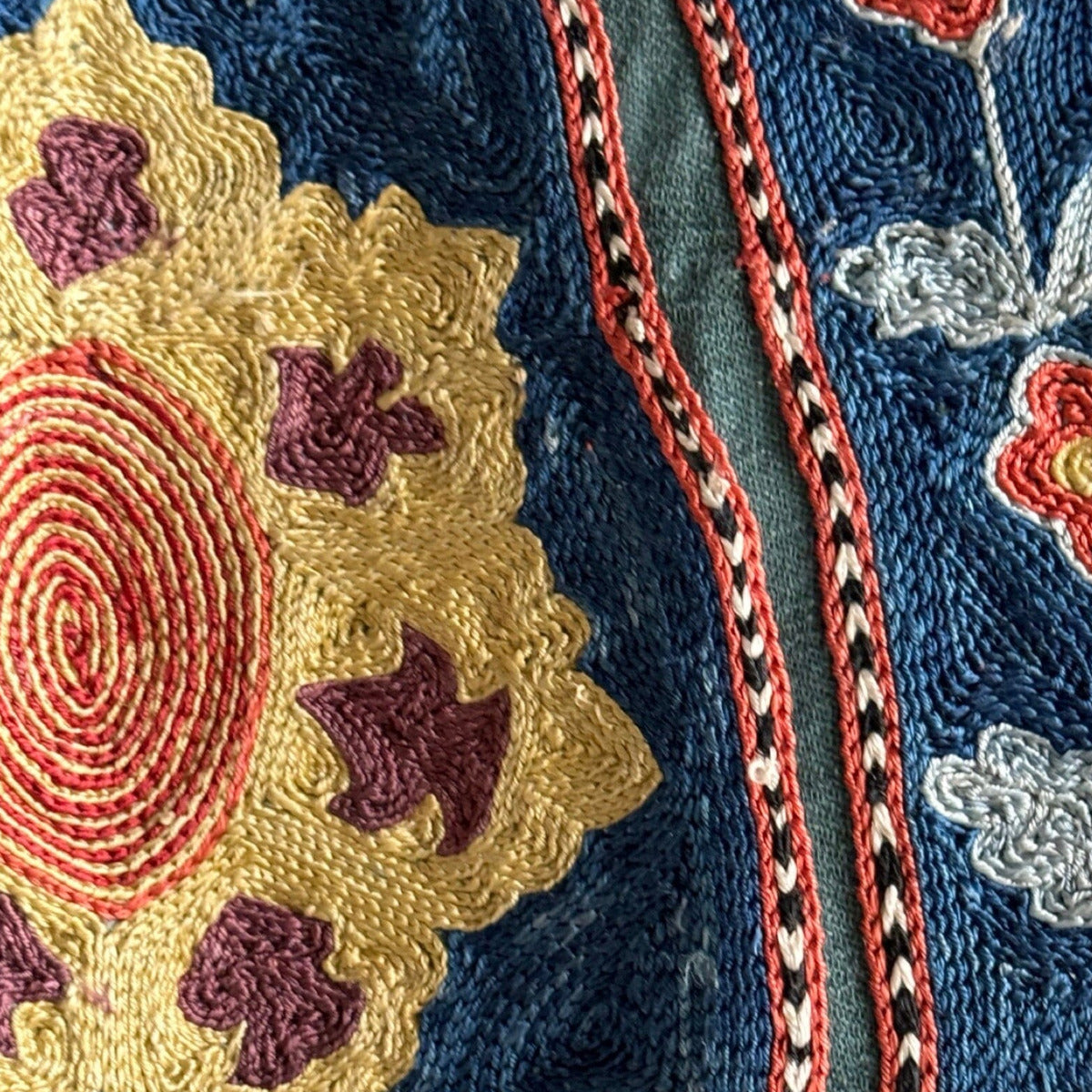 Hand Stitched Suzani (CSSU011024 | 64x88") Suzani Aziz Suzani