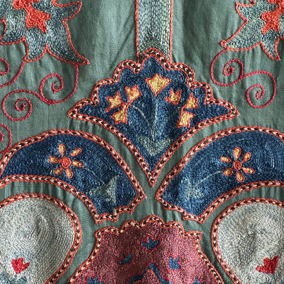 Hand Stitched Suzani (CSSU011024 | 64x88") Suzani Aziz Suzani