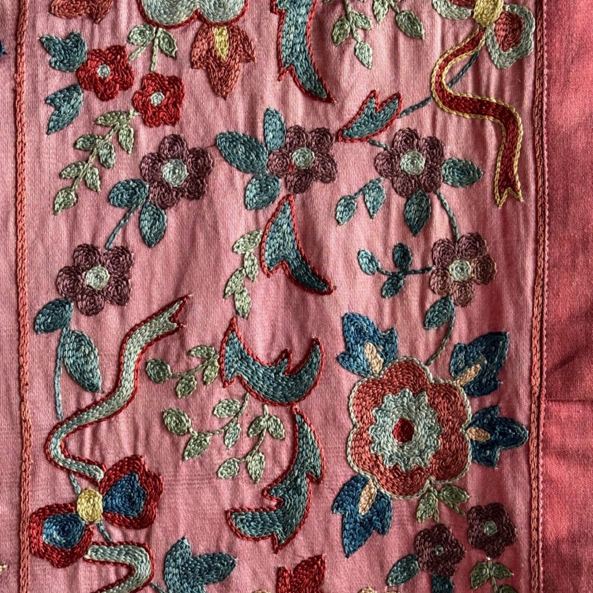 Hand Stitched Suzani (CSSU011724 | 65"x96") Suzani Aziz Suzani