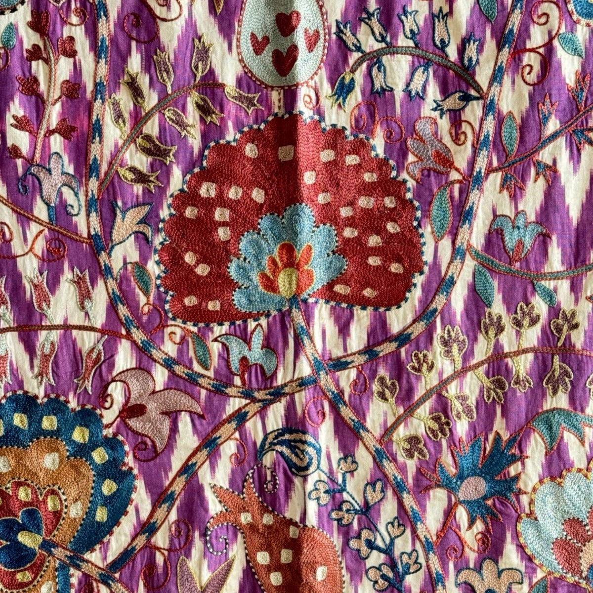 Hand Stitched Suzani (CSSU013324 |83x103") Suzani Aziz Suzani