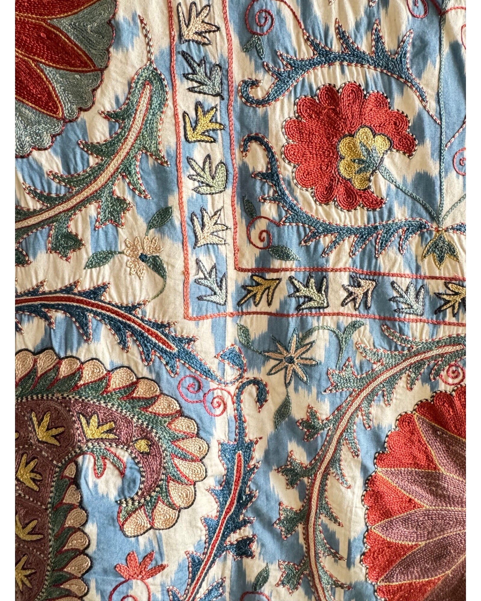 Hand Stitched Suzani (CSSU013624 |103x128") Suzani Aziz Suzani