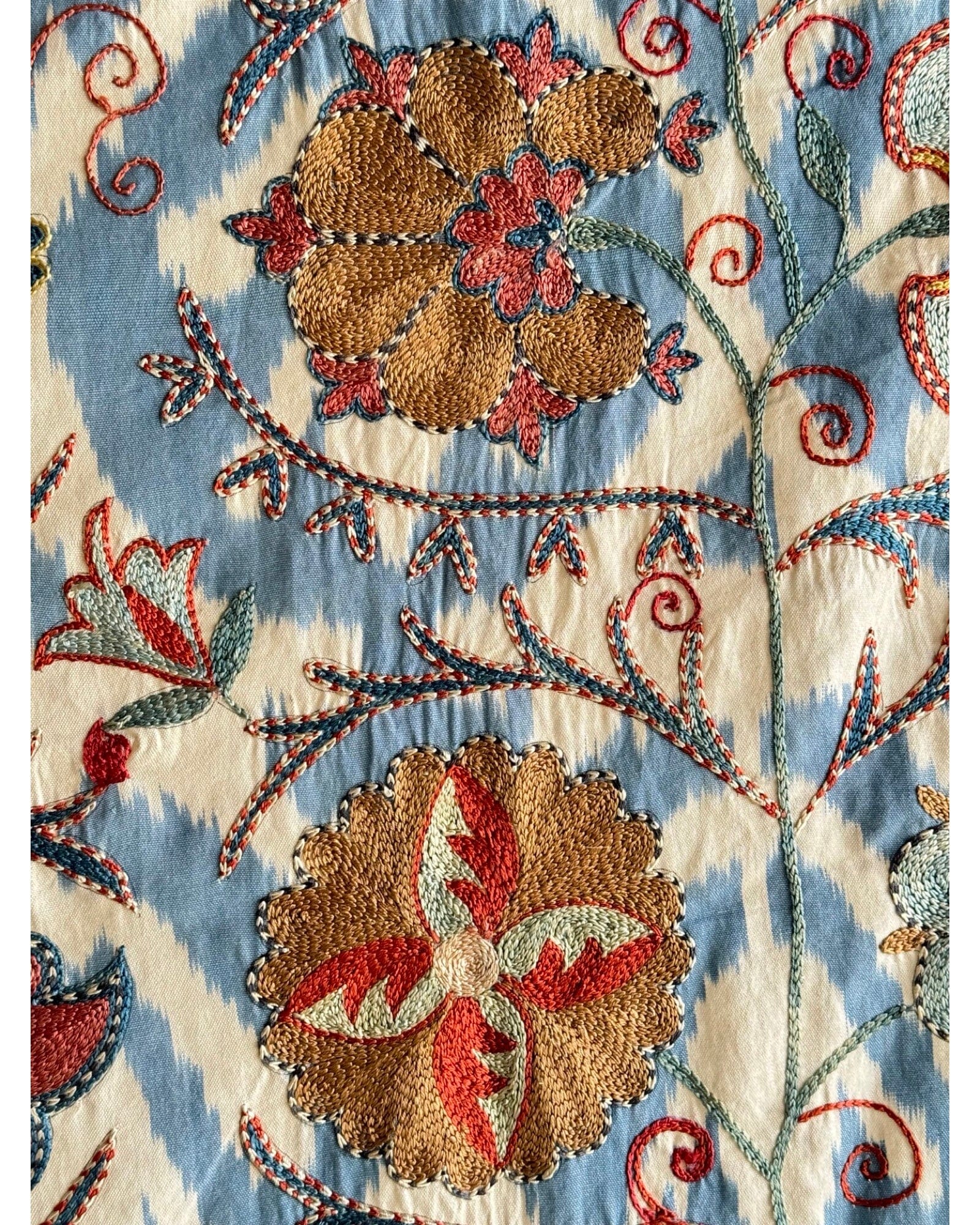 Hand Stitched Suzani (CSSU013624 |103x128") Suzani Aziz Suzani
