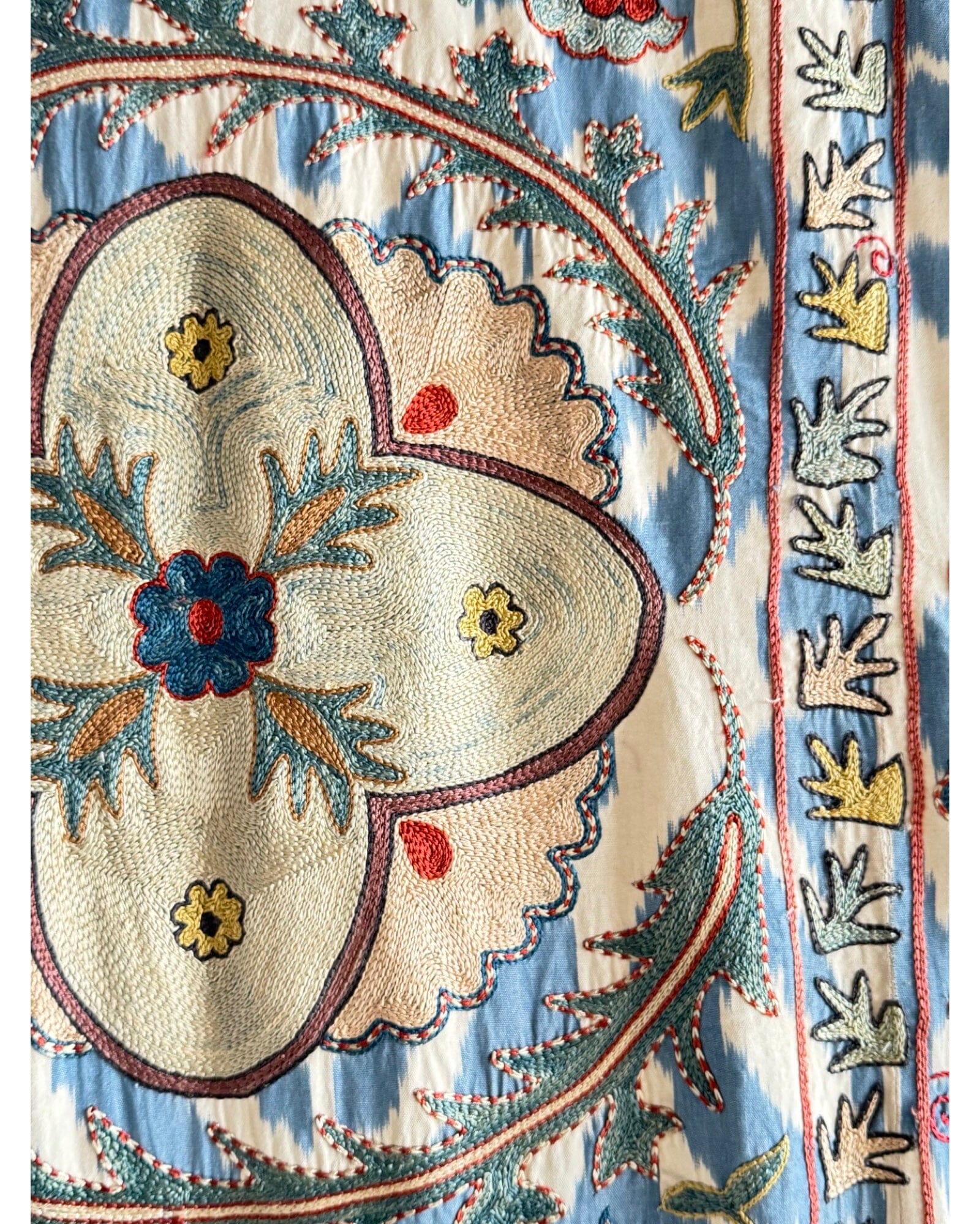 Hand Stitched Suzani (CSSU013624 |103x128") Suzani Aziz Suzani