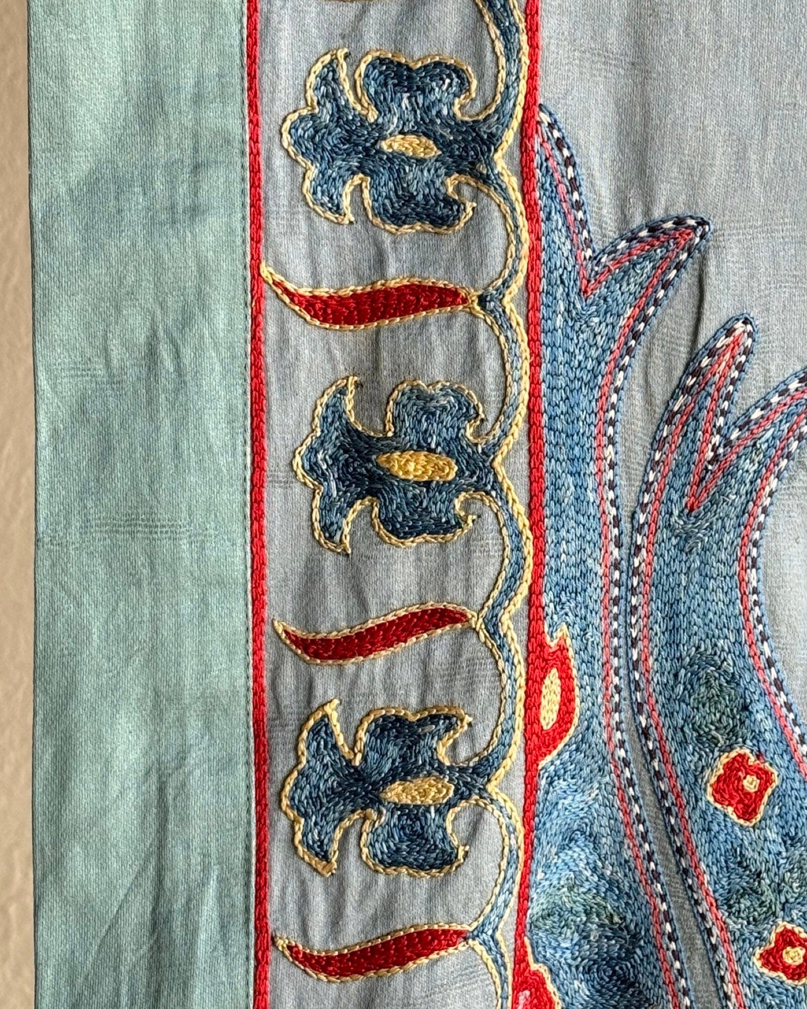 Hand Stitched Suzani (CSSU080424 | 43 x 61") Suzani Aziz Suzani