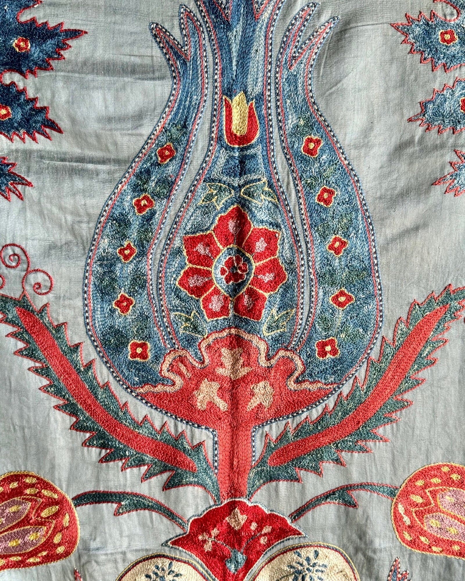 Hand Stitched Suzani (CSSU080424 | 43 x 61") Suzani Aziz Suzani