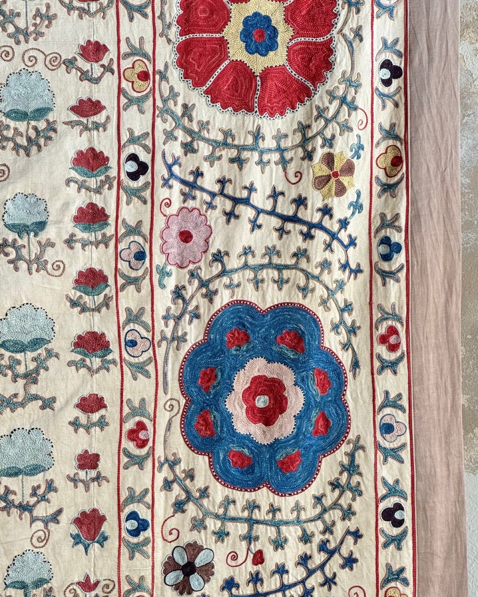 Hand Stitched Suzani (CSSU085024 | 52.5x73.5" ) Suzani Aziz Suzani