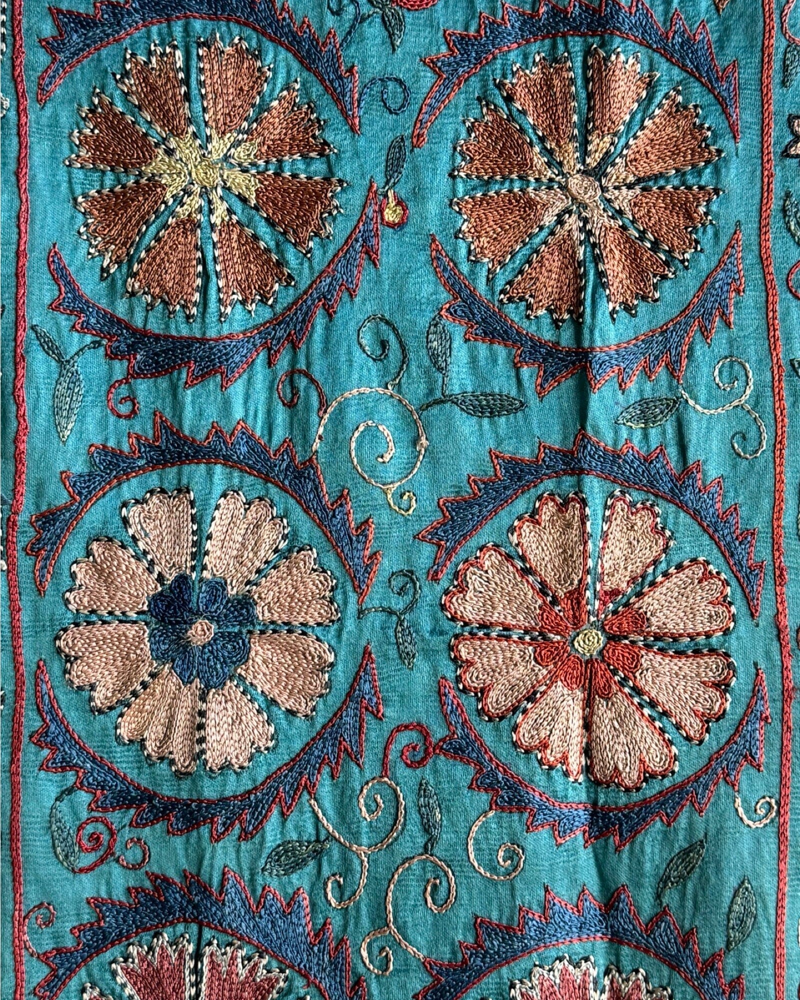 Hand Stitched Suzani (CSSU086024 | 60 x 92") Suzani Aziz Suzani