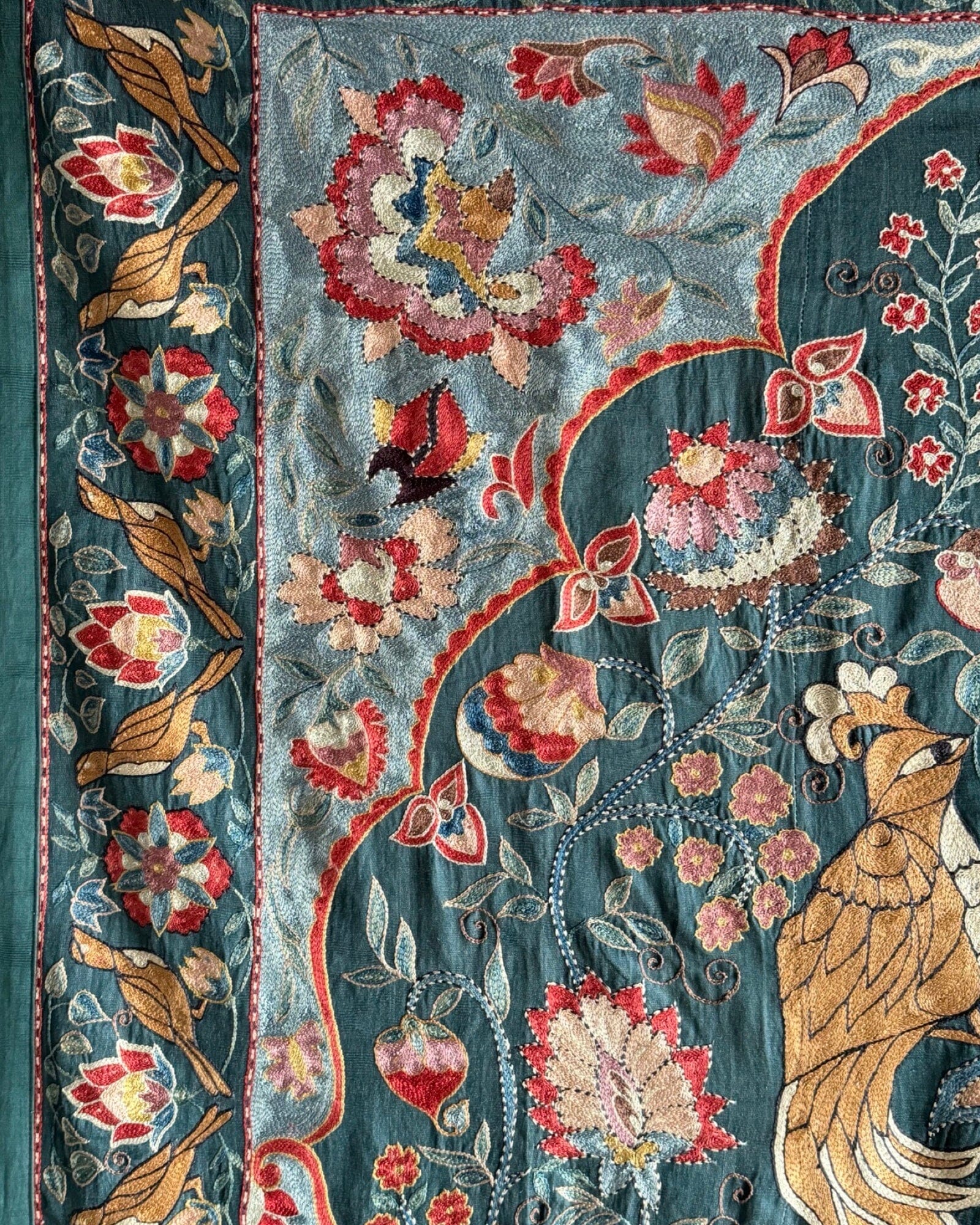 Hand Stitched Suzani (CSSU086524 | ) Suzani Aziz Suzani