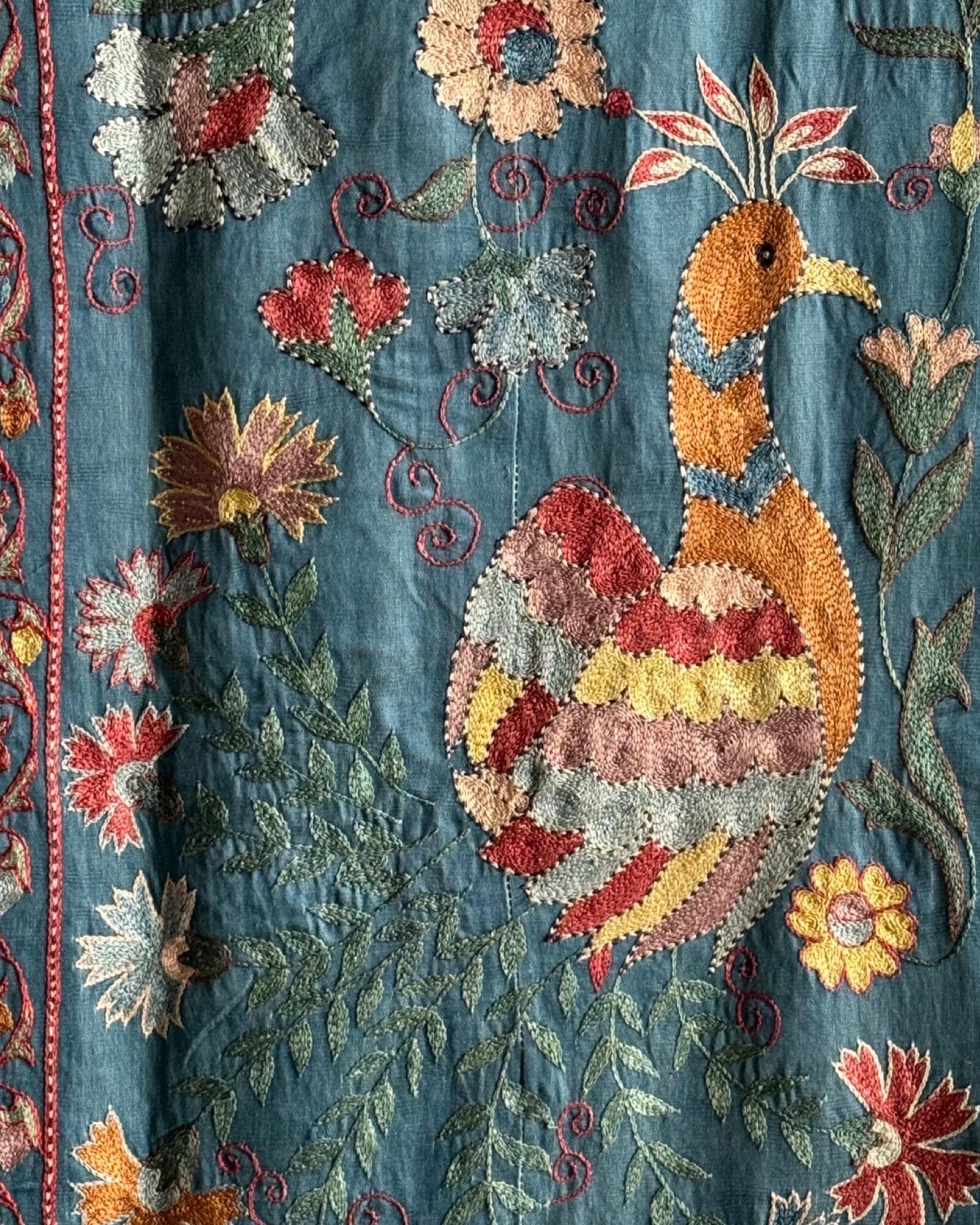 Hand Stitched Suzani (CSSU086824 |64 x 107 ") Suzani Aziz Suzani