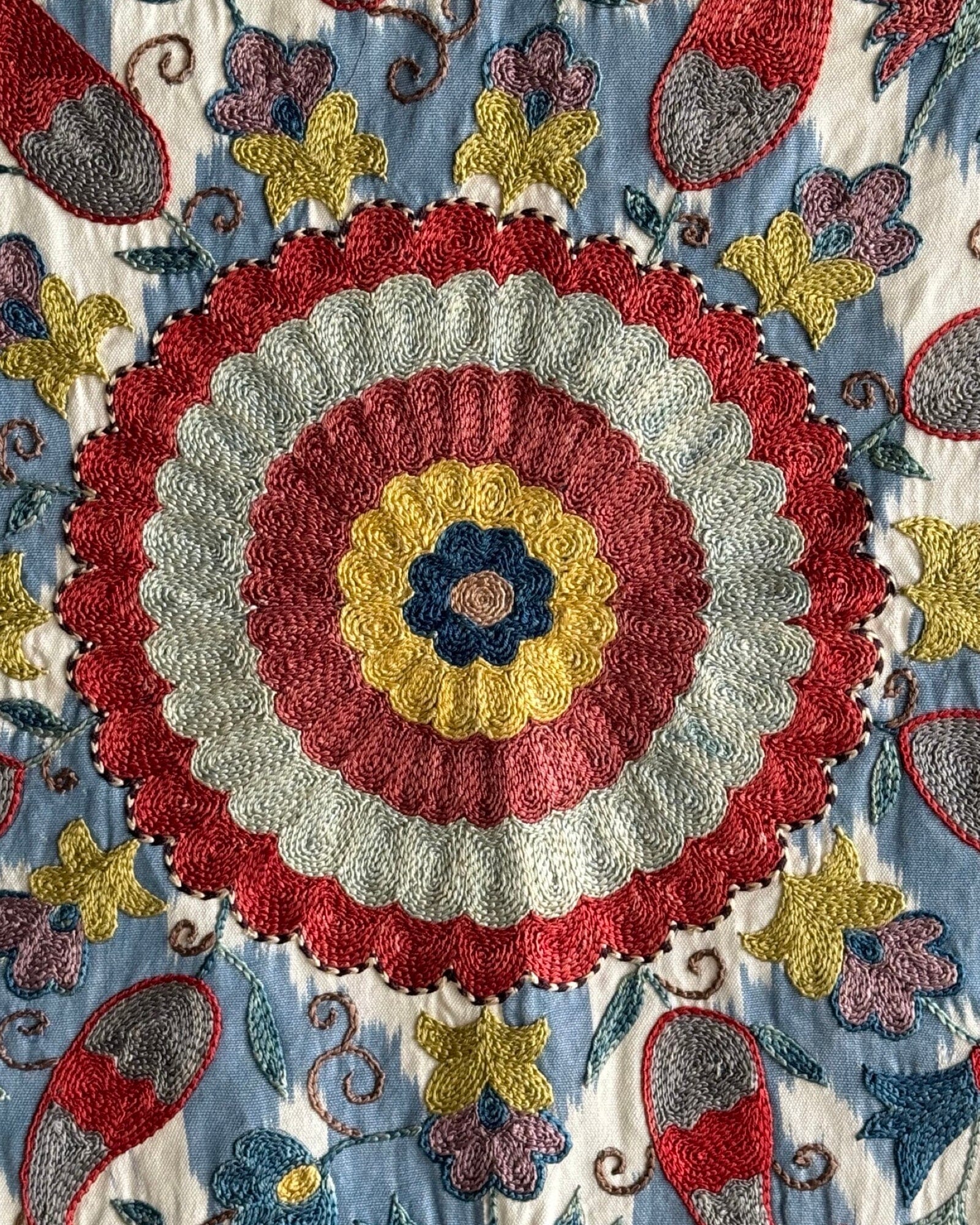 Hand Stitched Suzani (CSSU086924 | ") Suzani Aziz Suzani