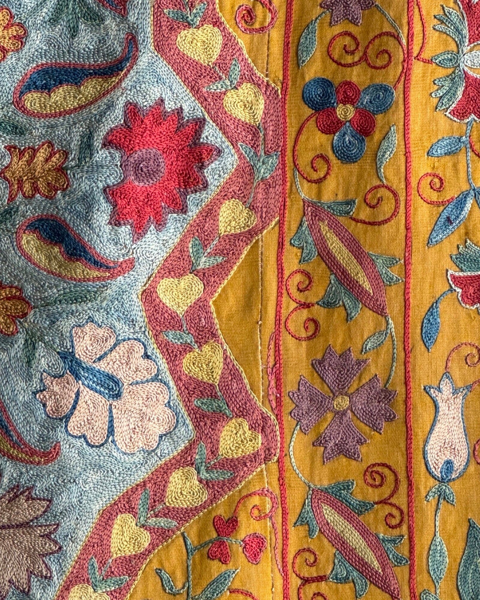 Hand Stitched Suzani (CSSU087824 | 64 x 94 ") Suzani Aziz Suzani