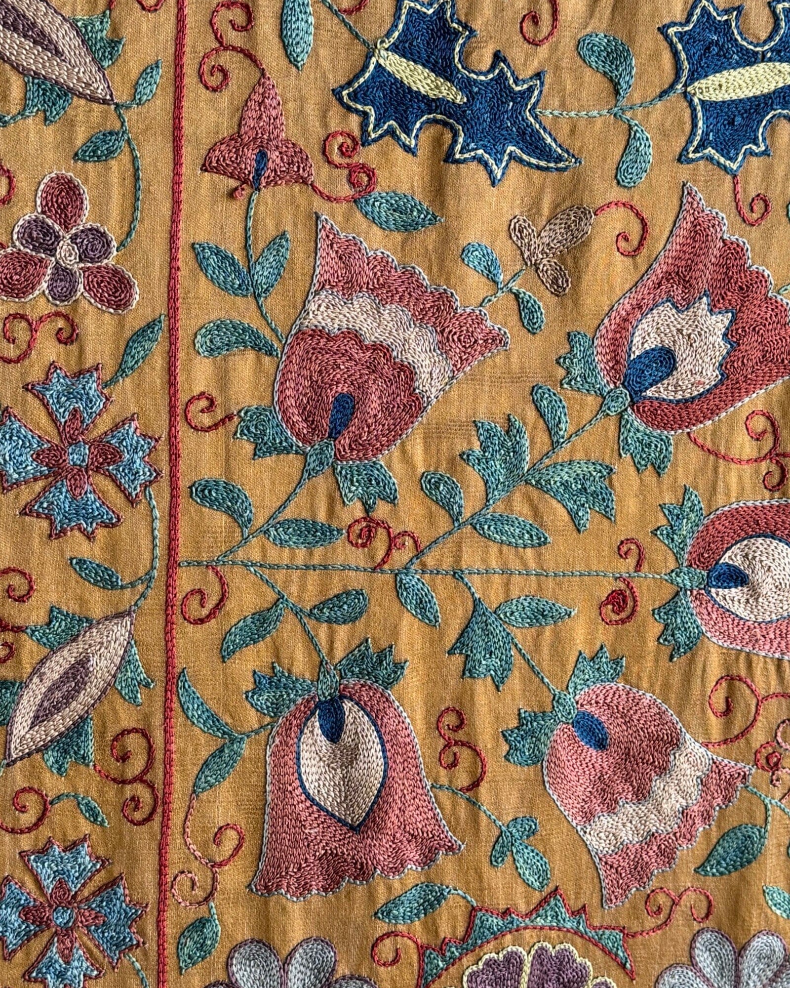 Hand Stitched Suzani (CSSU088024 | ") Suzani Aziz Suzani