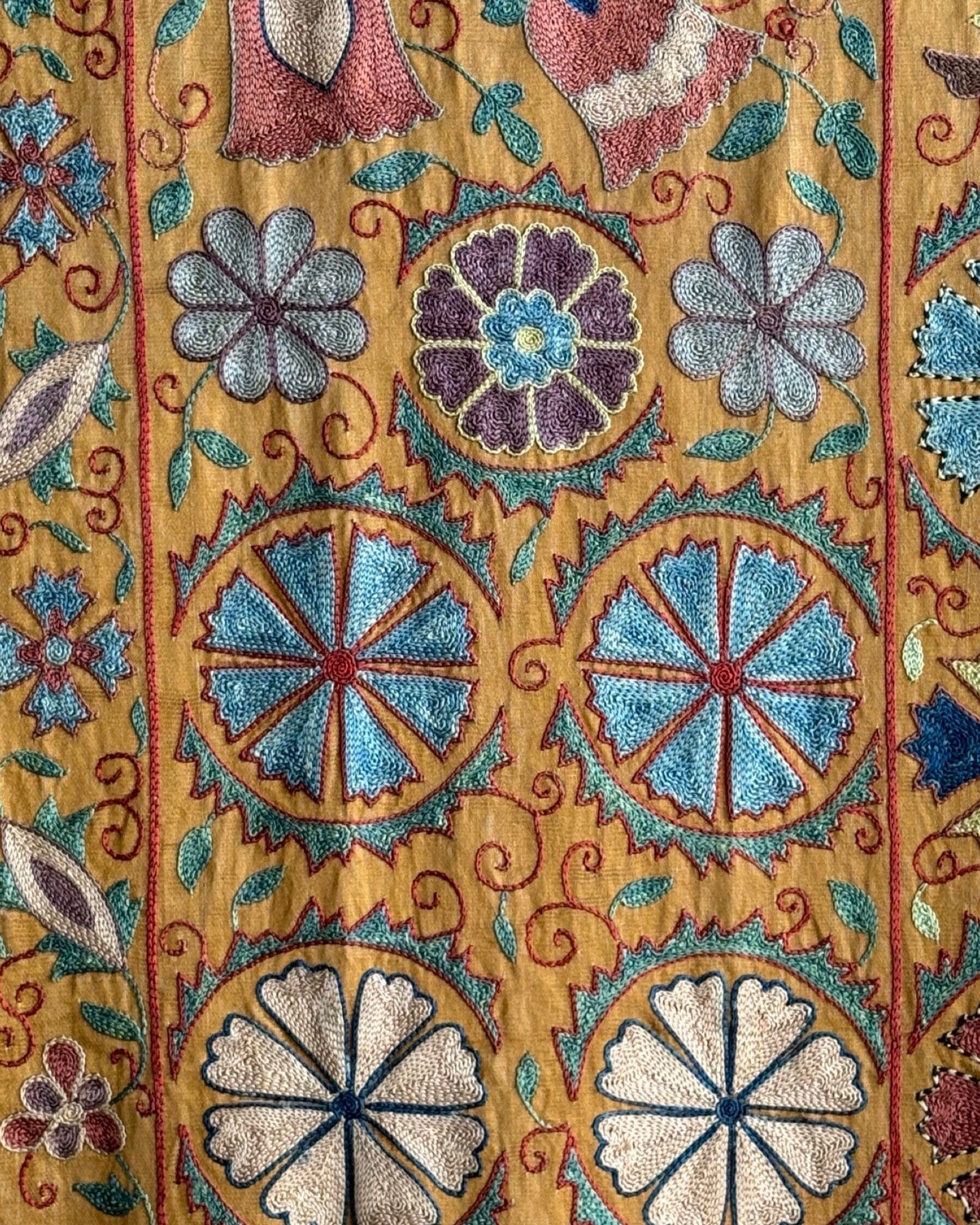 Hand Stitched Suzani (CSSU088024 | ") Suzani Aziz Suzani