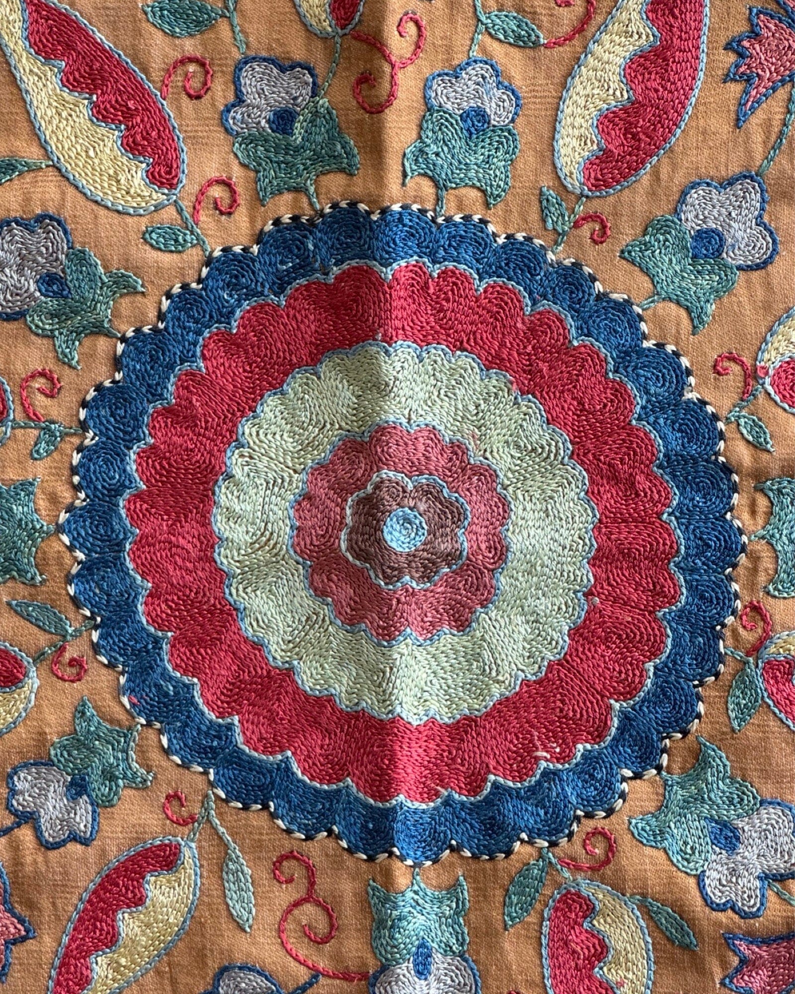 Hand Stitched Suzani (CSSU088024 | ") Suzani Aziz Suzani