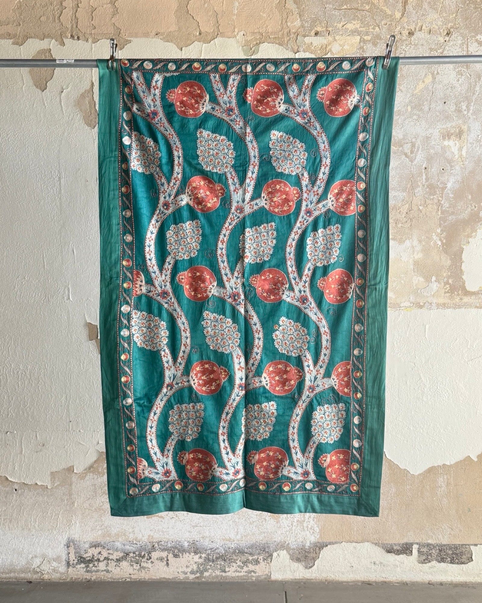 Hand Stitched Suzani (CSSU40825| 44 x 69") Suzani Aziz Suzani