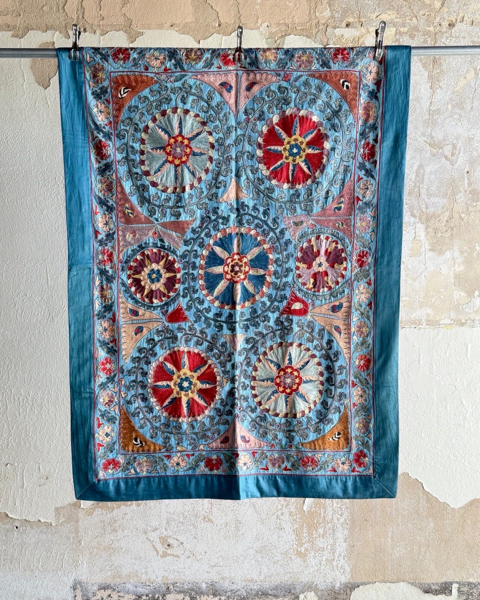 Hand Stitched Suzani (CSSU41425 | 44 x 61") Suzani Aziz Suzani