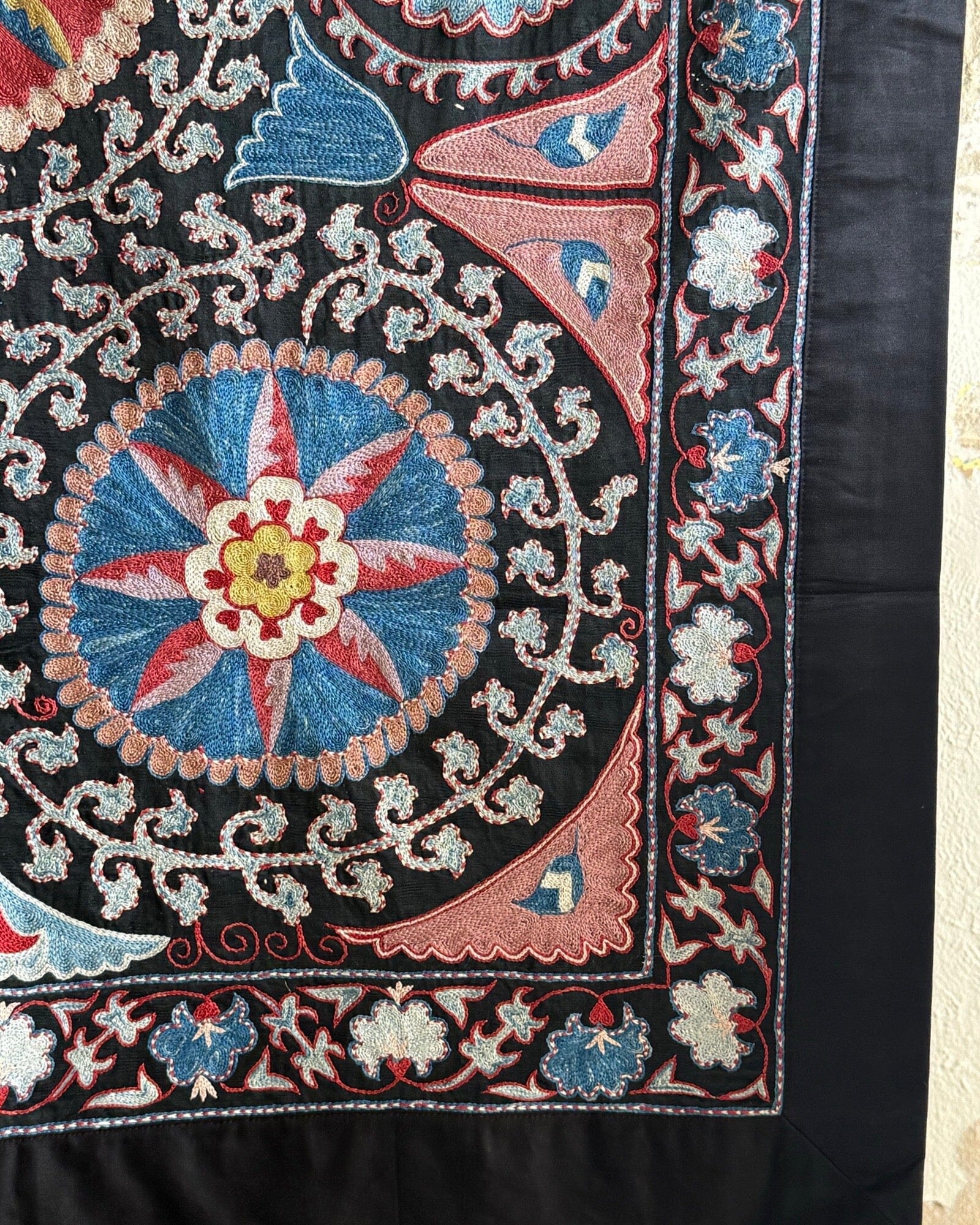 Hand Stitched Suzani (CSSU42925 | 44 x 59") Suzani Aziz Suzani