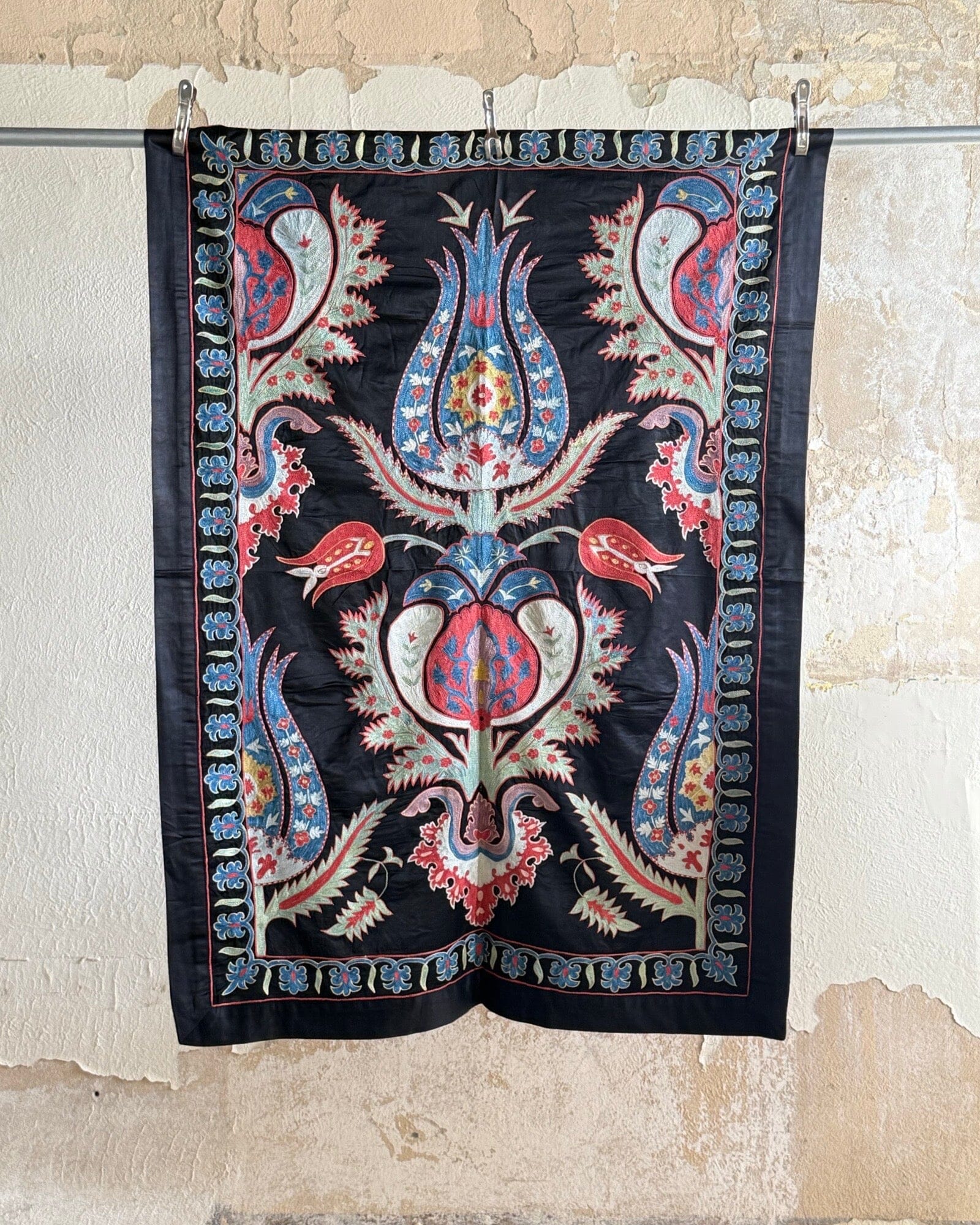 Hand Stitched Suzani (CSSU43025 | 43 x 63") Suzani Aziz Suzani