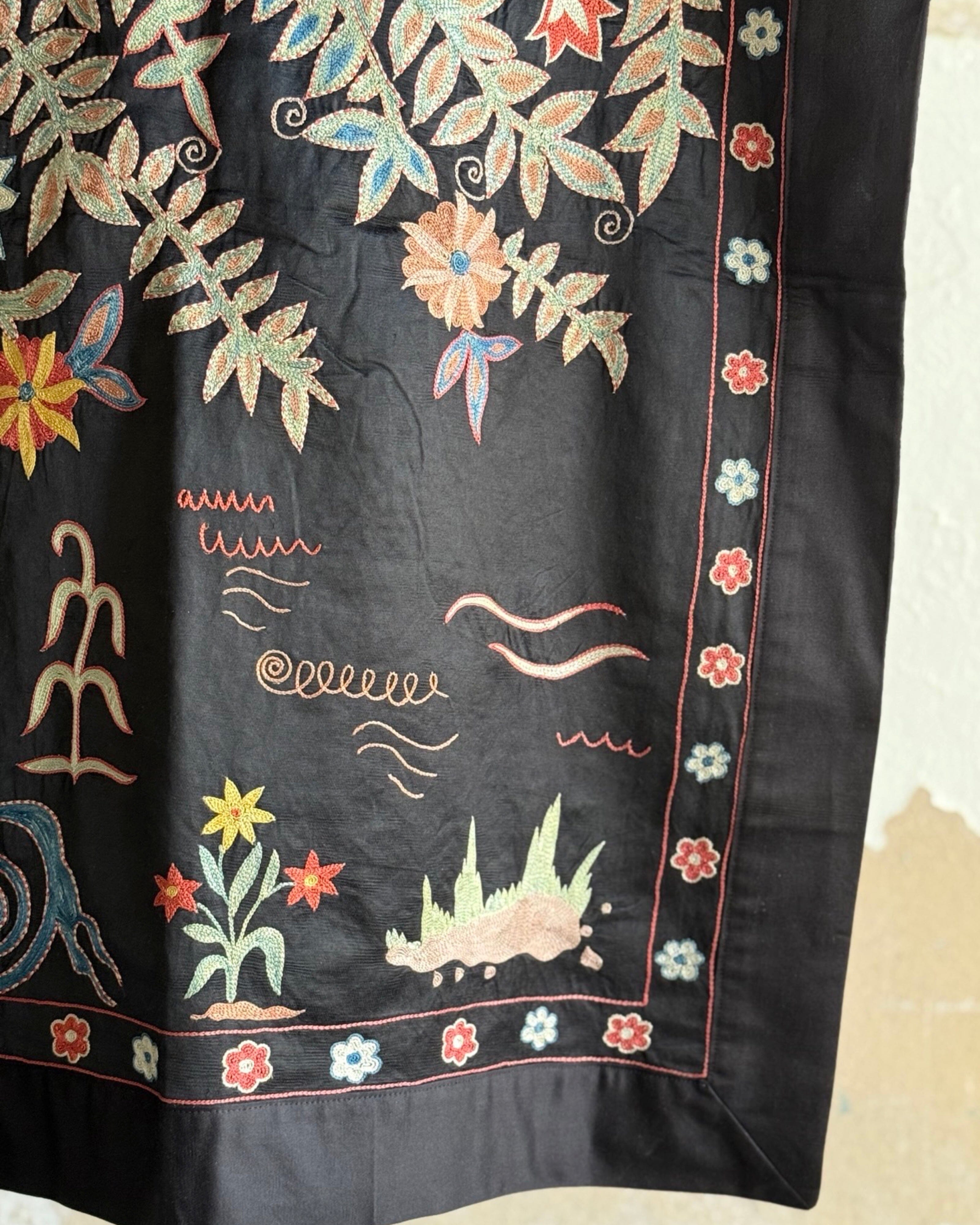 Hand Stitched Suzani (CSSU44325| 64 x 88") Suzani Aziz Suzani