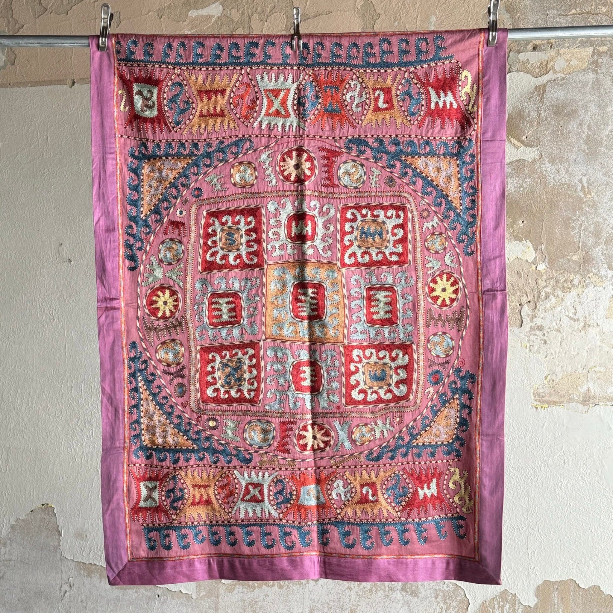 Hand Stitched Suzani (CSSUSU080124 | 42 x 58") Suzani B. Viz Design