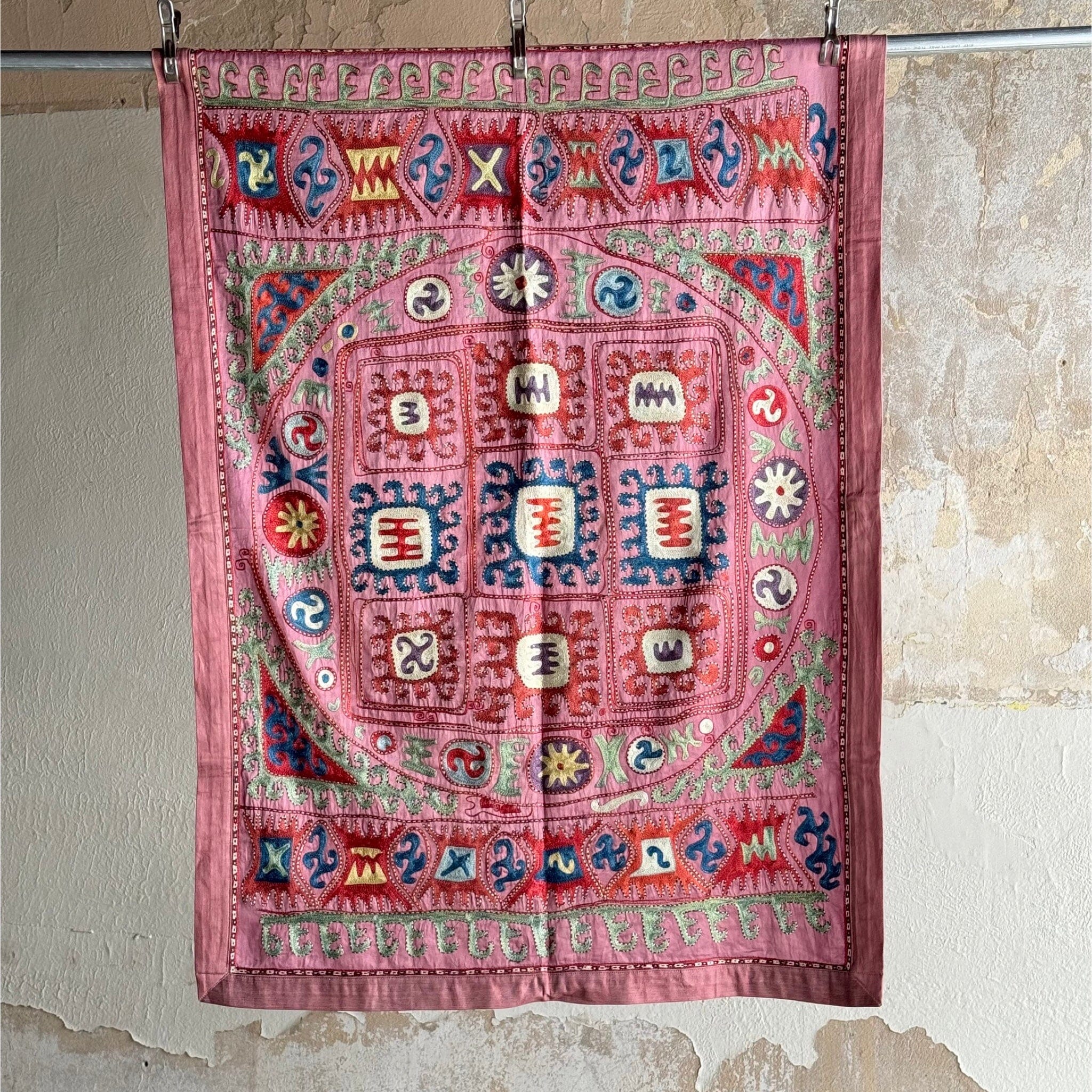Hand Stitched Suzani (CSSUSU080624 | 42 x 59") Suzani B. Viz Design