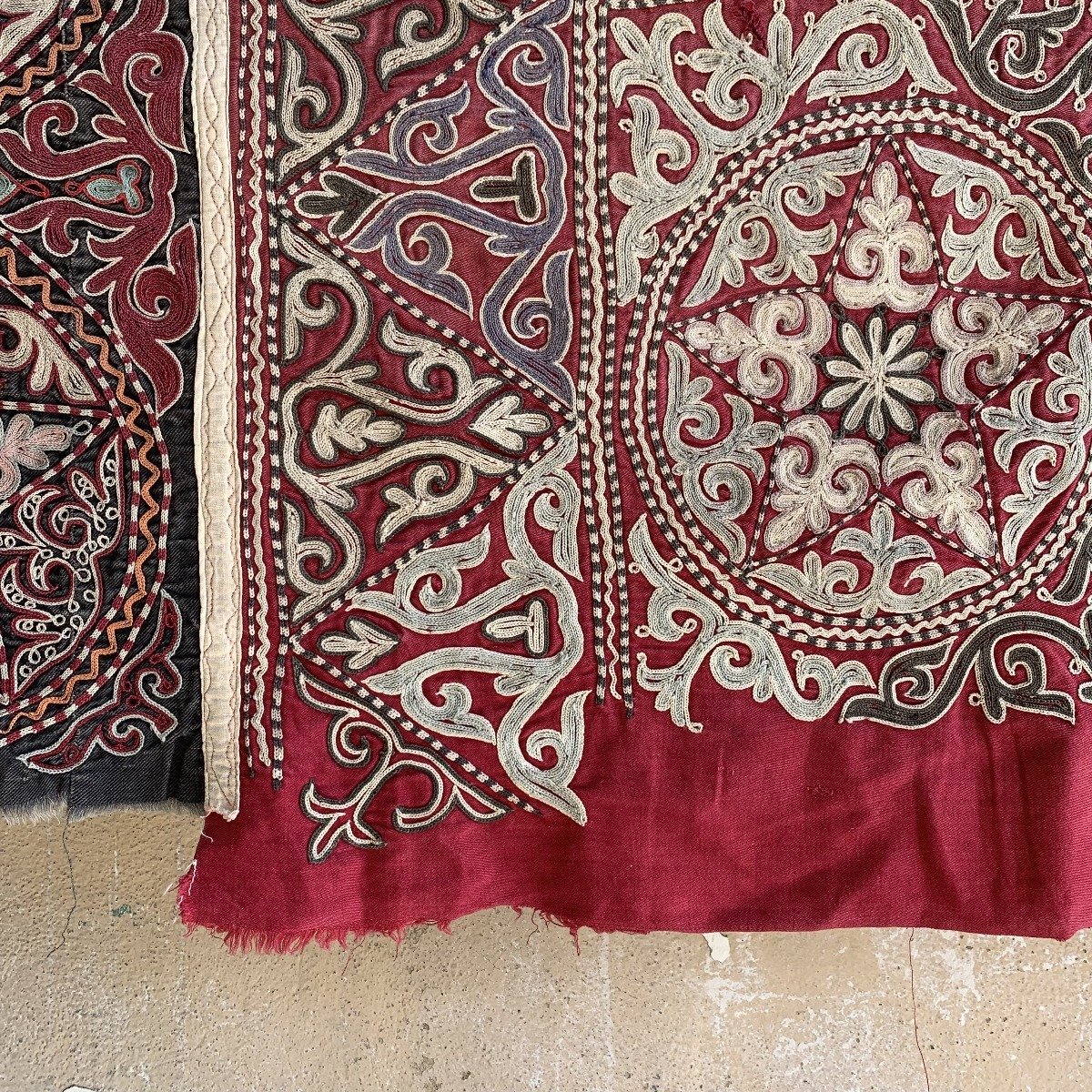 Antique Suzani Antique Textile Live Auctioneers