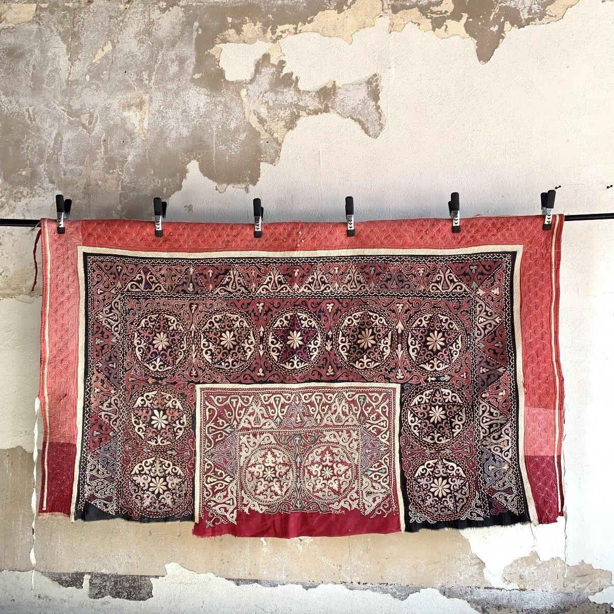 Antique Suzani Antique Textile Live Auctioneers