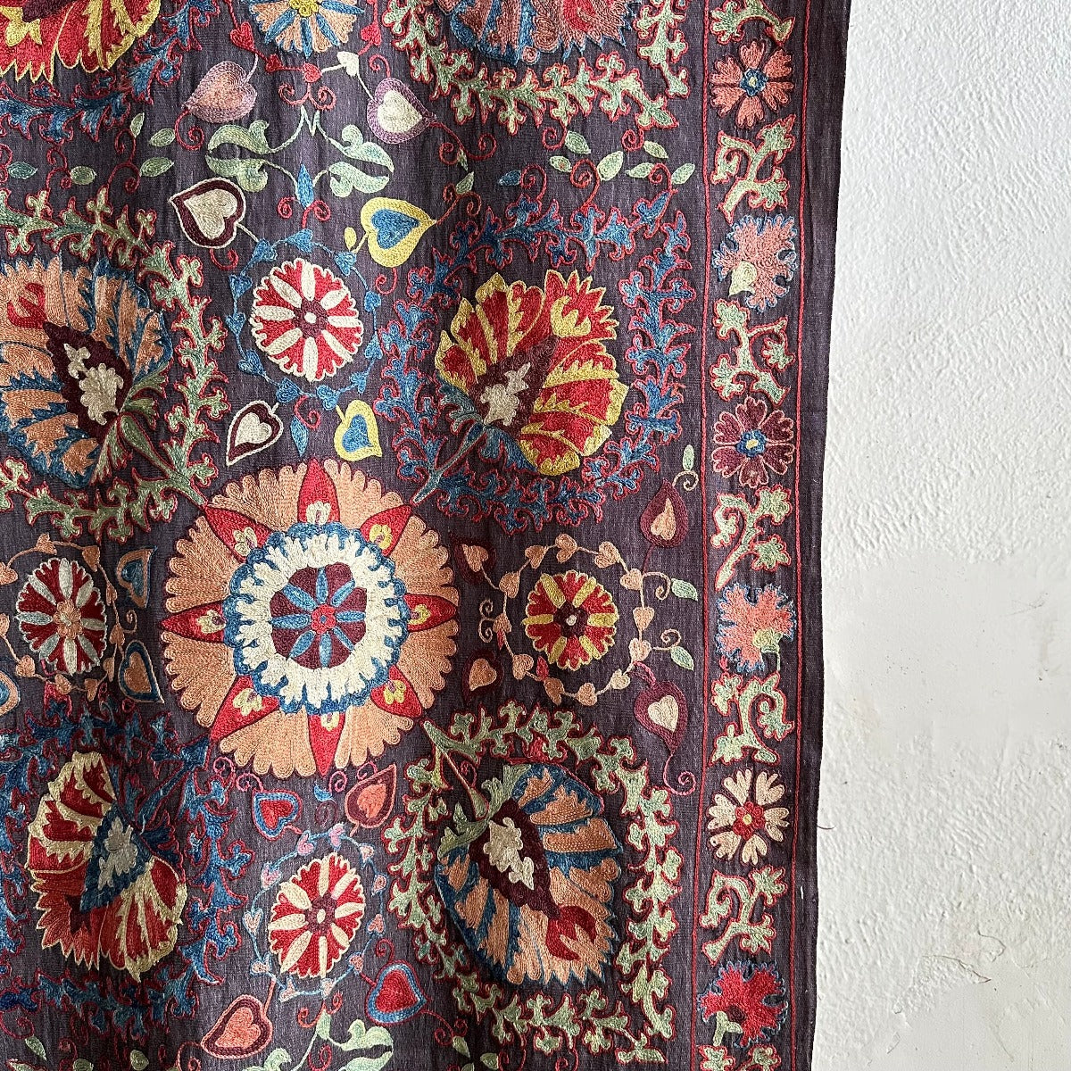 Hand Stitched All Silk Suzani (CSSU232822 | 28 1/2 x 138 1/2") Suzani Aziz Suzani