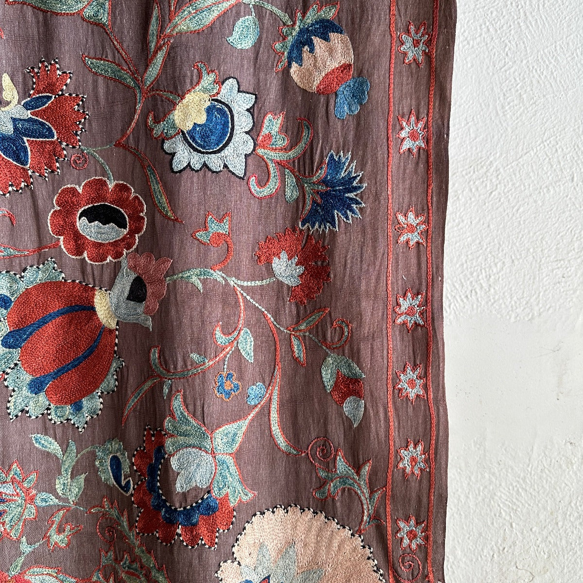 Hand Stitched All Silk Suzani (CSSU240322 | 28 x 127") Suzani Aziz Suzani