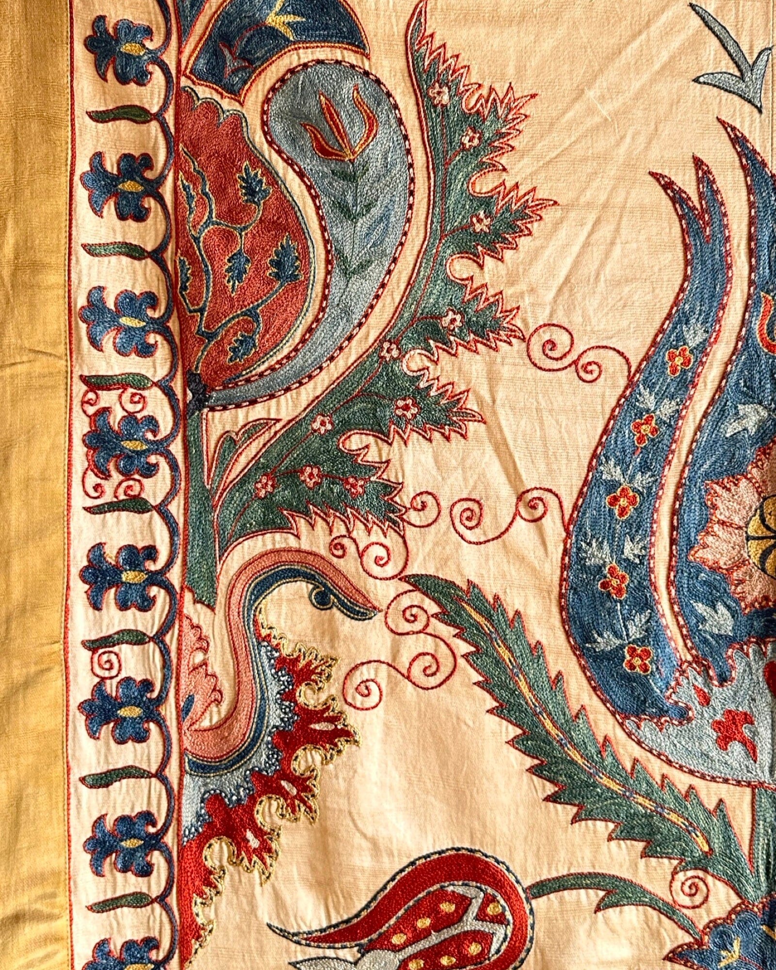 Hand Stitched Suzani (CSSU070323 | 62 x 41") Suzani Aziz Suzani