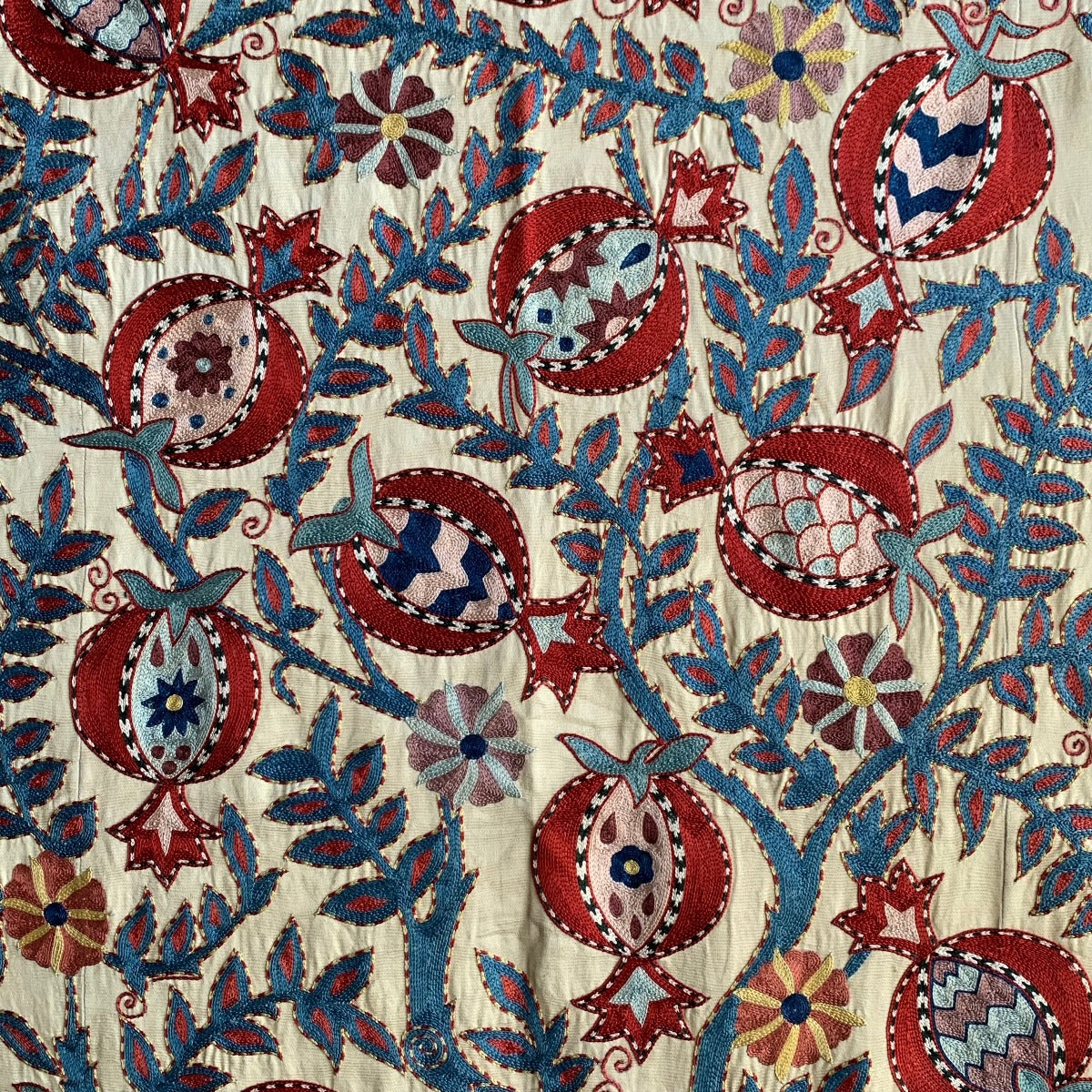 Hand Stitched Suzani (CSSU221022| 61 x 75") Suzani Aziz Suzani