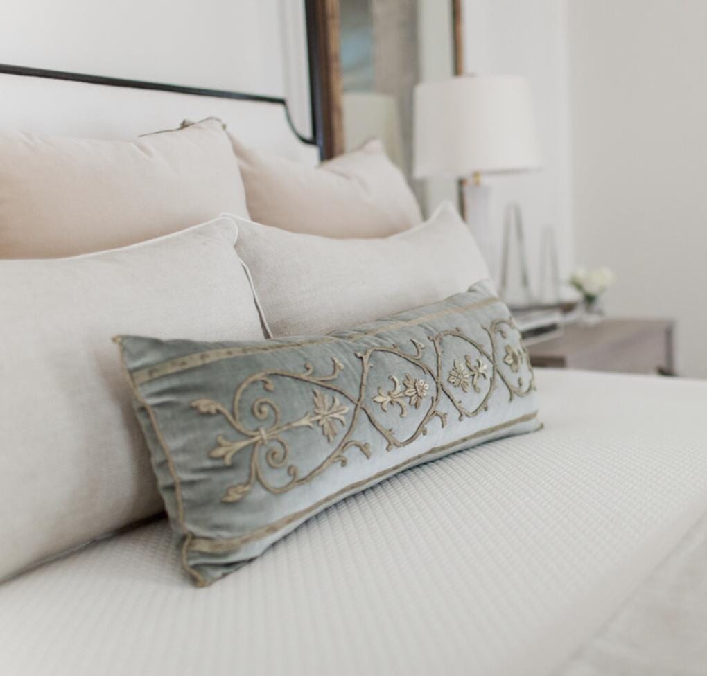 Embroidery & Appliqué Pillows