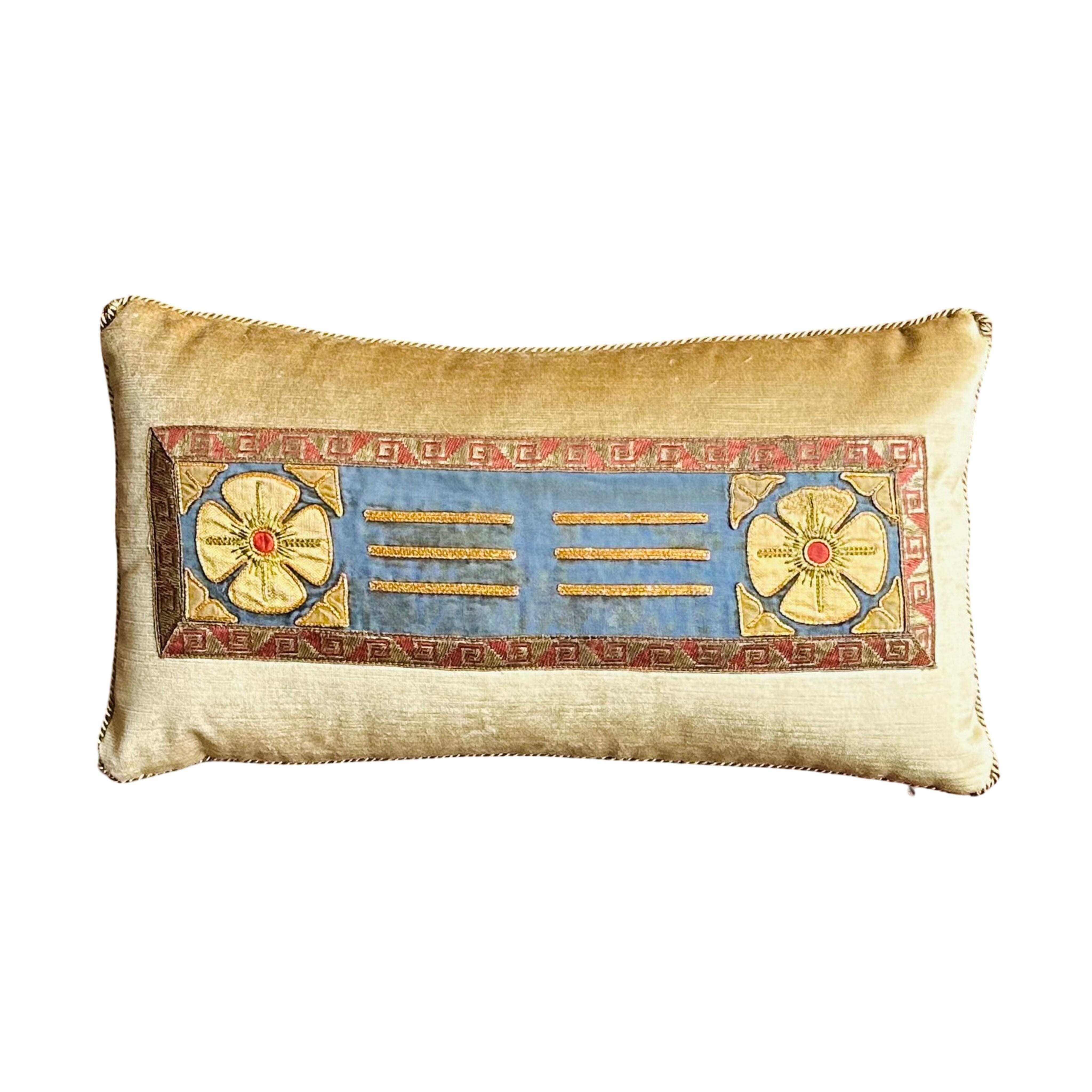 1920's or 1930's Applique (#A061725 | 10.5 x 19") New Pillows B. Viz Design 