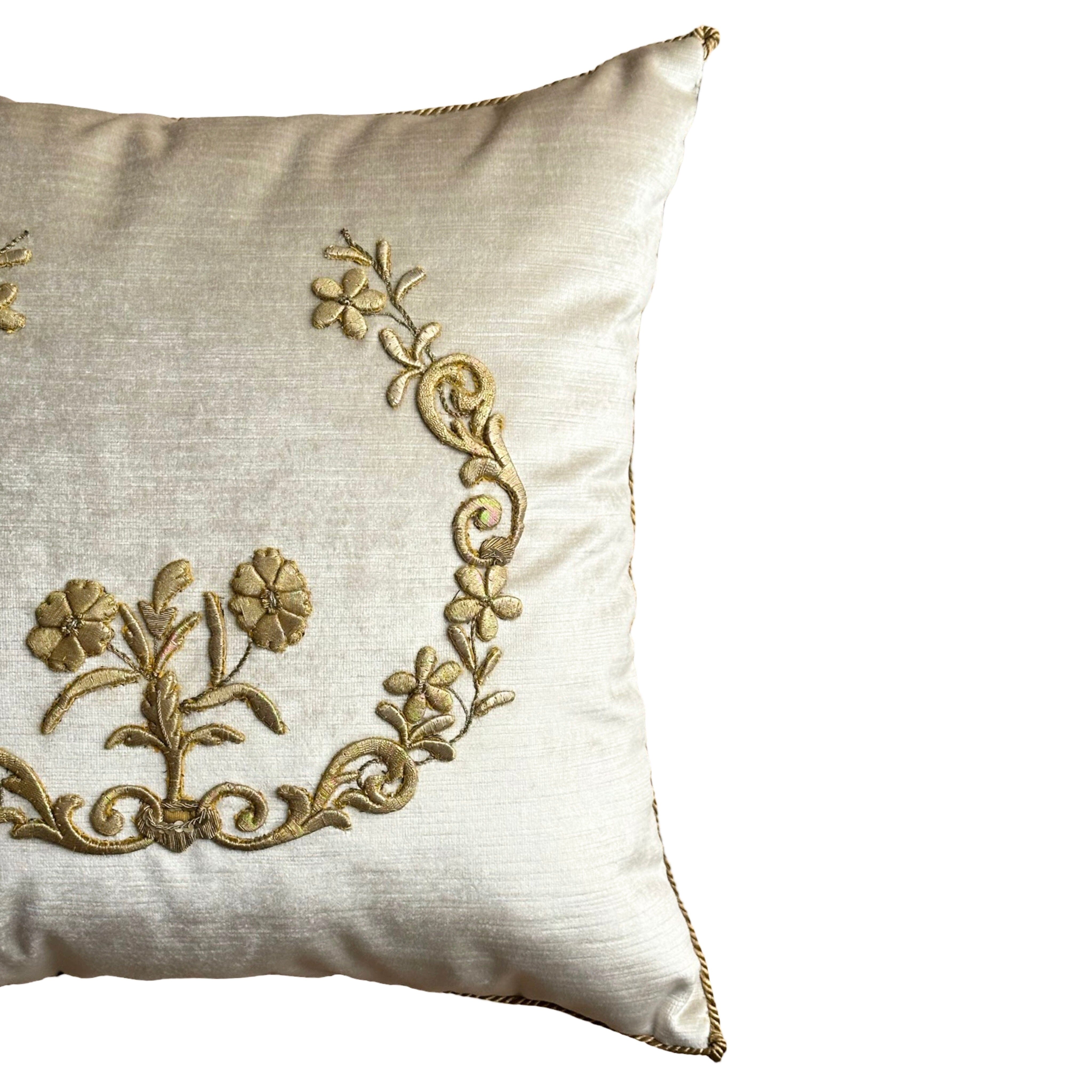 Antique European Metallic Gold Wreath Embroidery (E032425A&B| 18 x 18") New Pillows B. Viz Design 