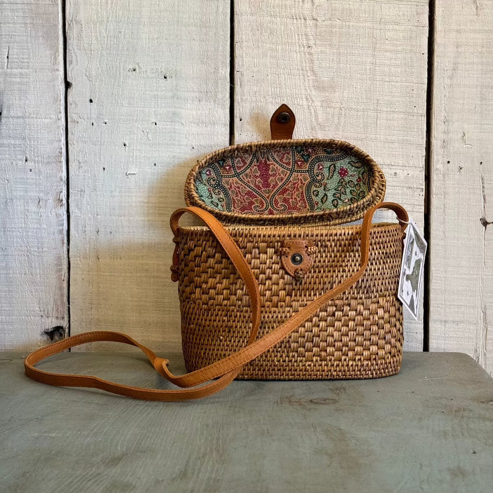 Balinese Window Tote with Shoulder Strap