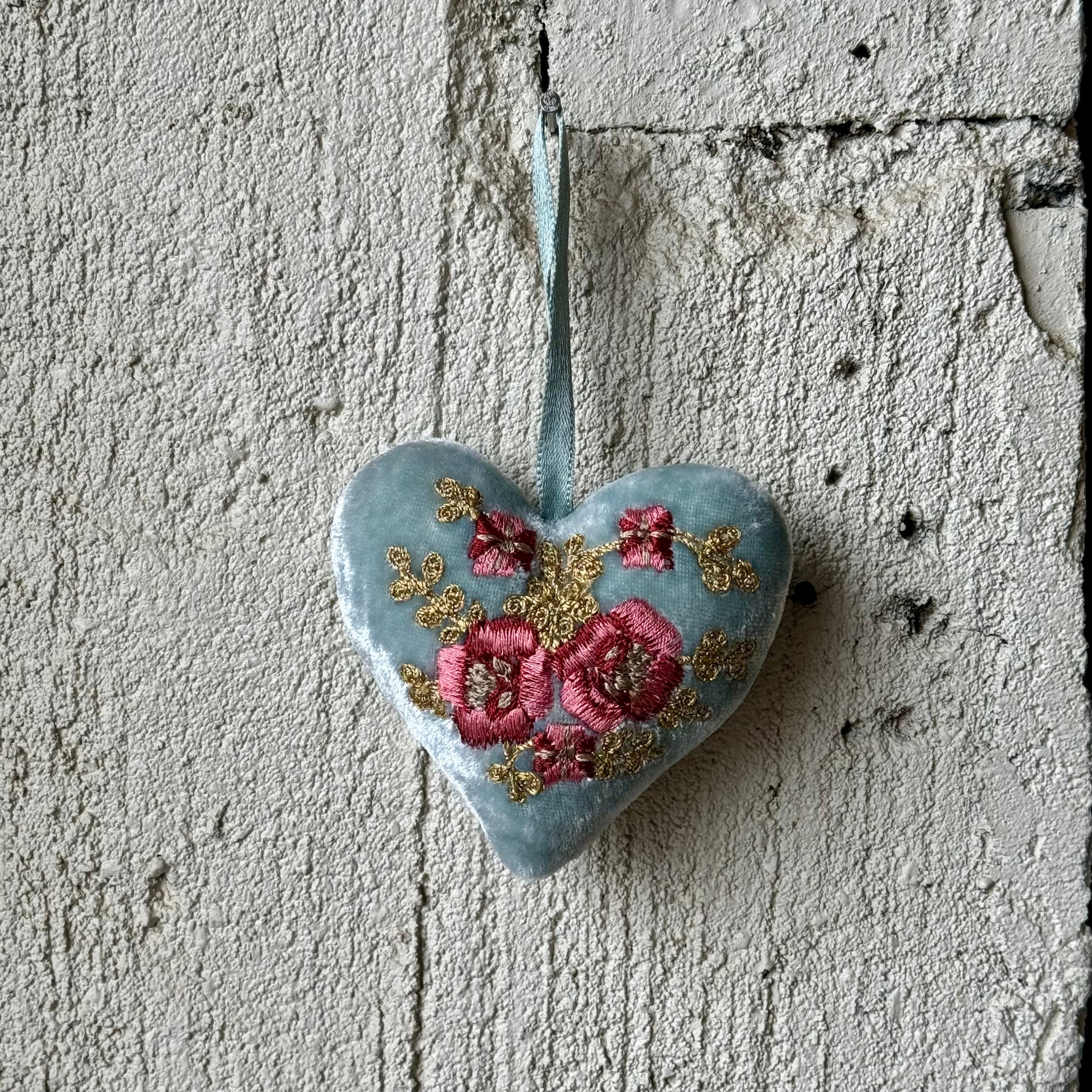 Hand Embroidered Silk Velvet Heart Ornaments Ornament Anke Drechsel J 