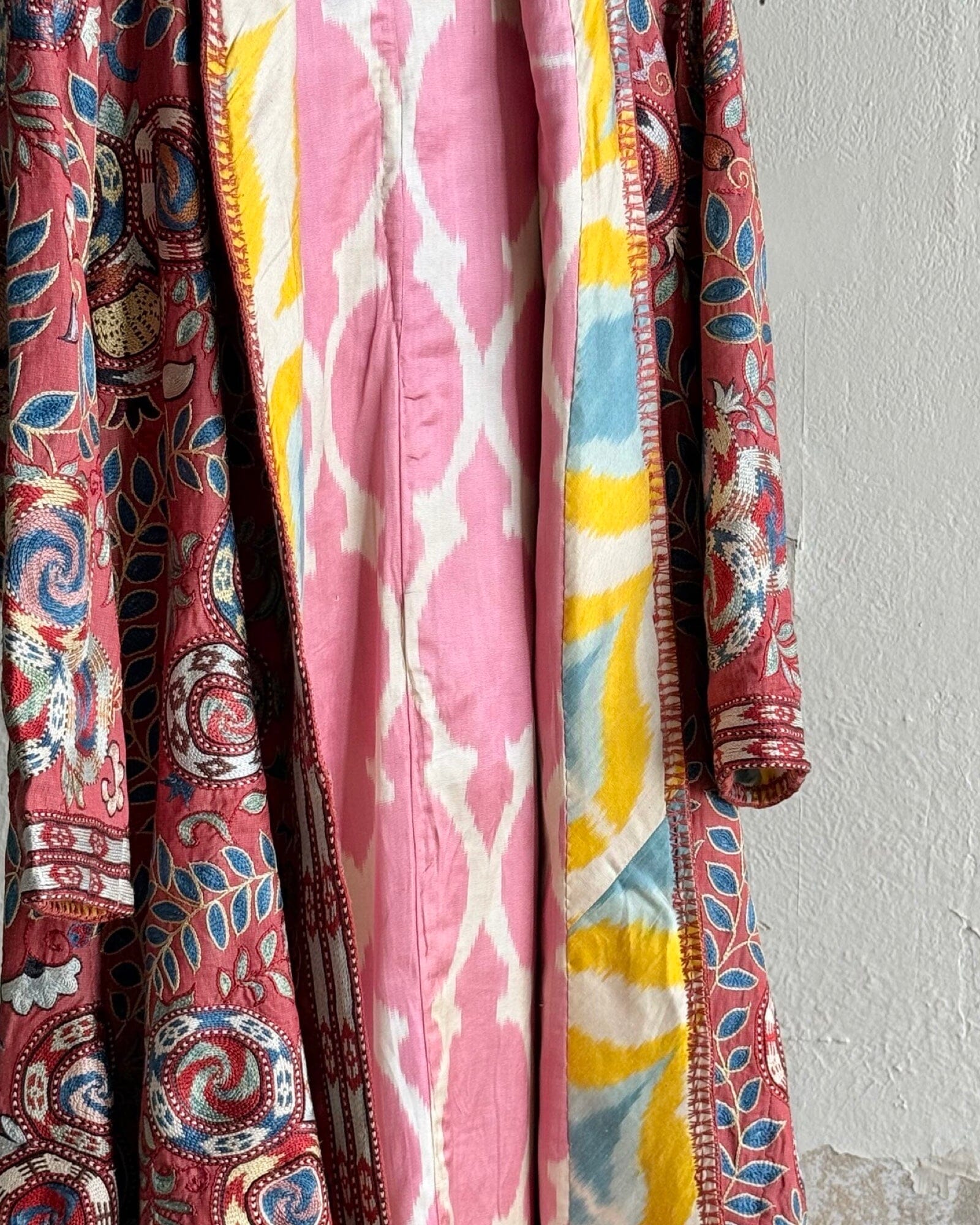 Hand-Stitched Suzani Coat from Uzbekistan (#CSSU48525) Coat Aziz Suzani 