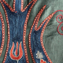 Hand Stitched Suzani (CSSU011024 | 64x88