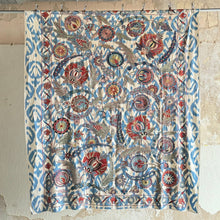 Hand Stitched Suzani (CSSU012124 | 70 x 80