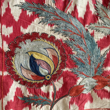Hand Stitched Suzani (CSSU012224 | 81 x 69
