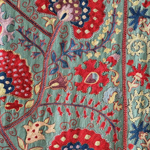 Hand Stitched Suzani (CSSU013024 | 84 x 110