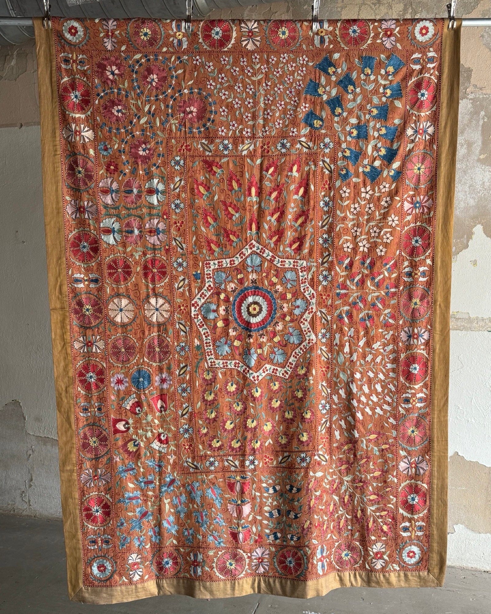 Hand Stitched Suzani (CSSU086324 | ") Suzani Aziz Suzani 