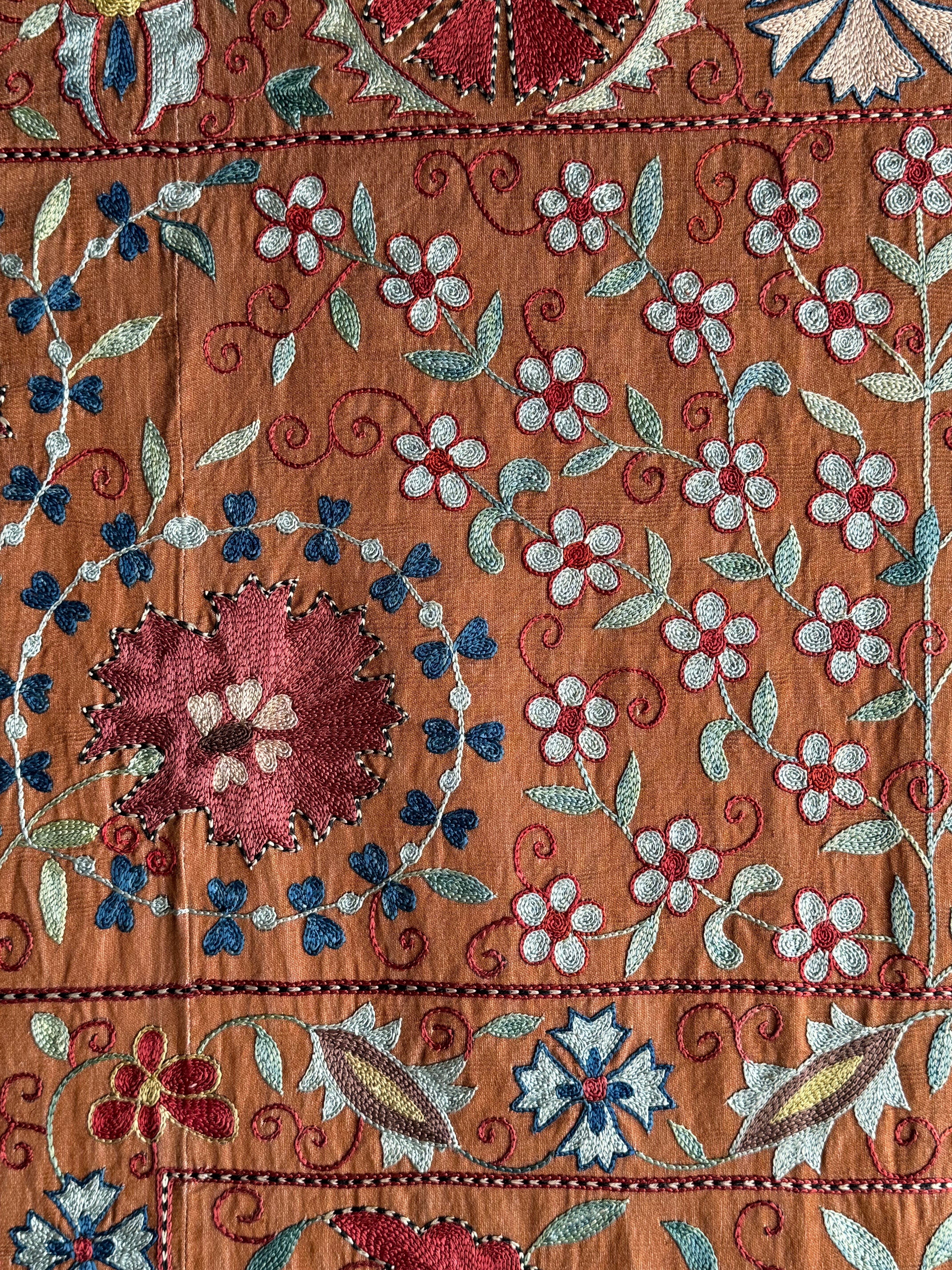 Hand Stitched Suzani (CSSU086324 | ") Suzani Aziz Suzani 